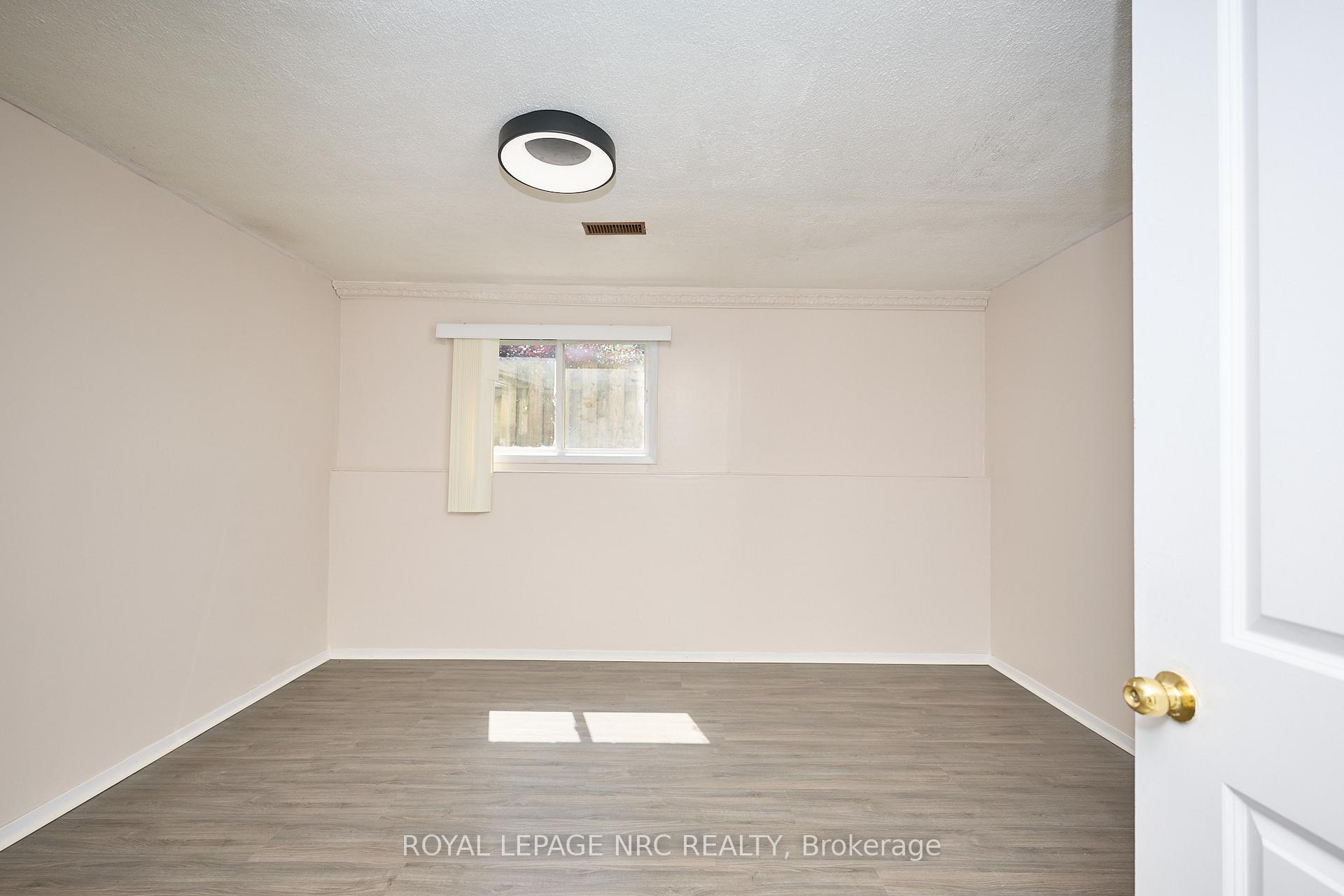 Photo 22 of 6090 Crimson Drive, Niagara Falls, Oldfield — HOMEH