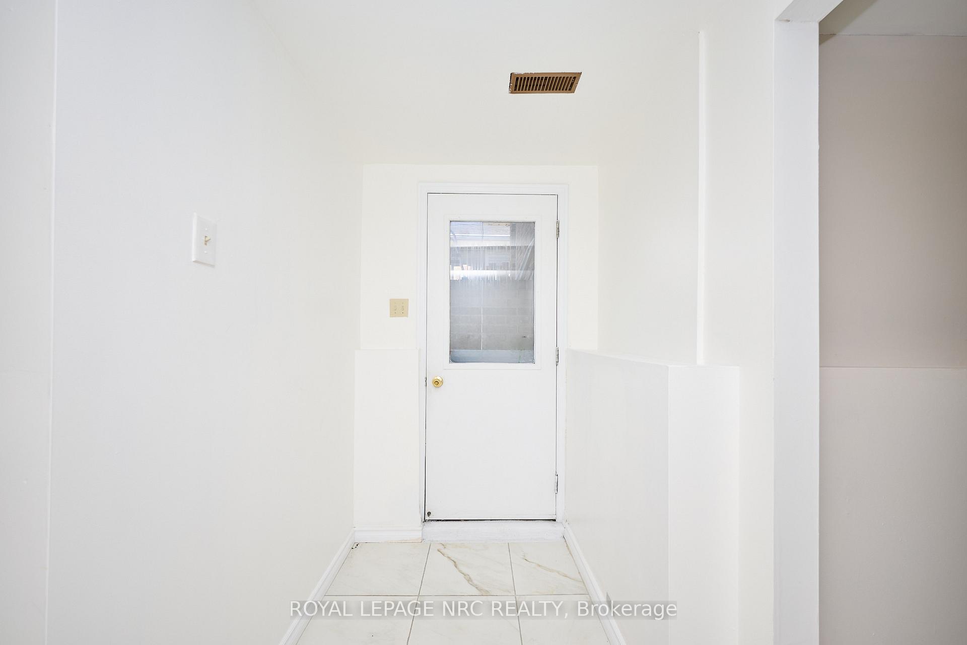 Photo 29 of 6090 Crimson Drive, Niagara Falls, Oldfield — HOMEH