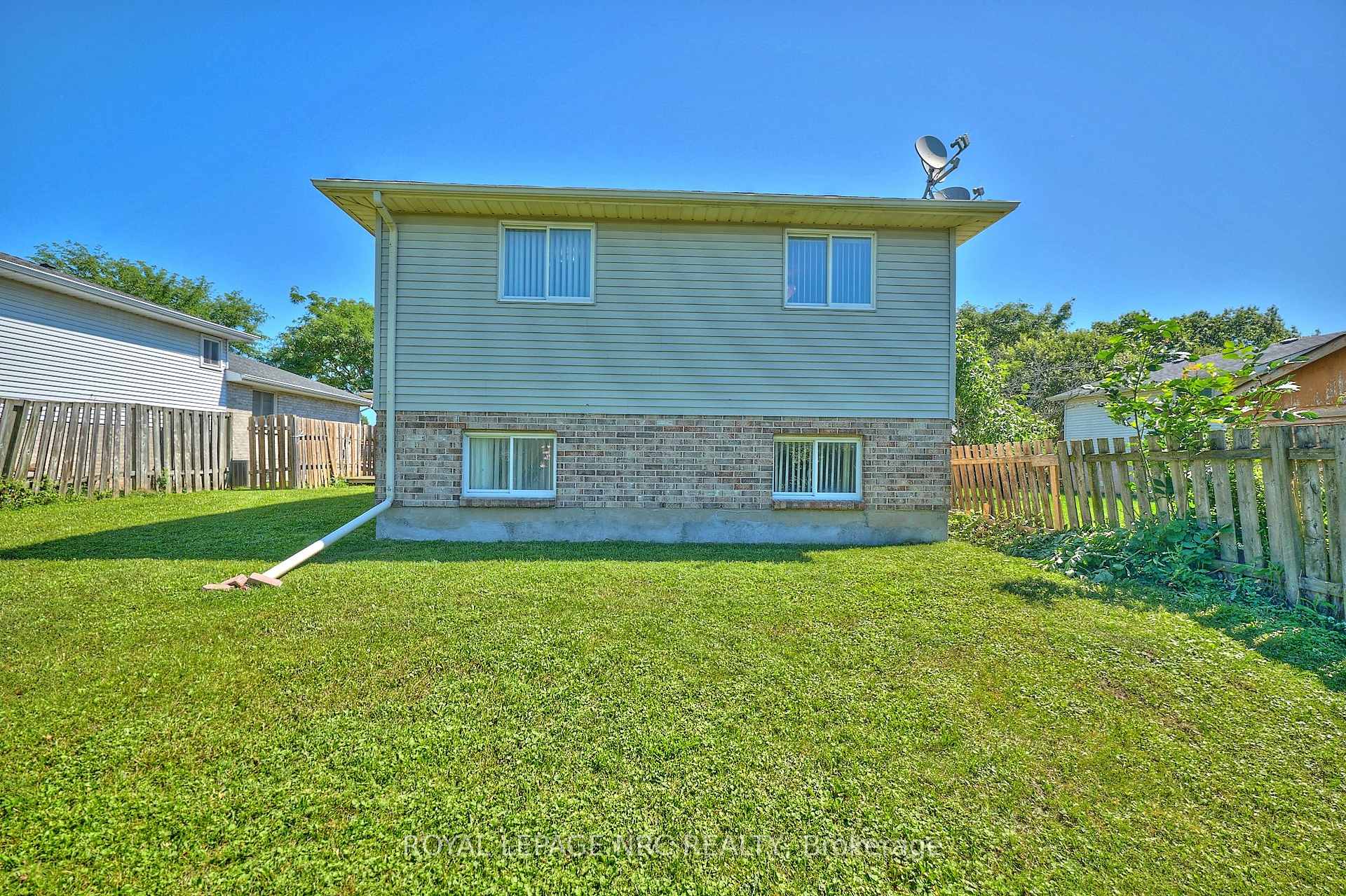 Photo 31 of 6090 Crimson Drive, Niagara Falls, Oldfield — HOMEH