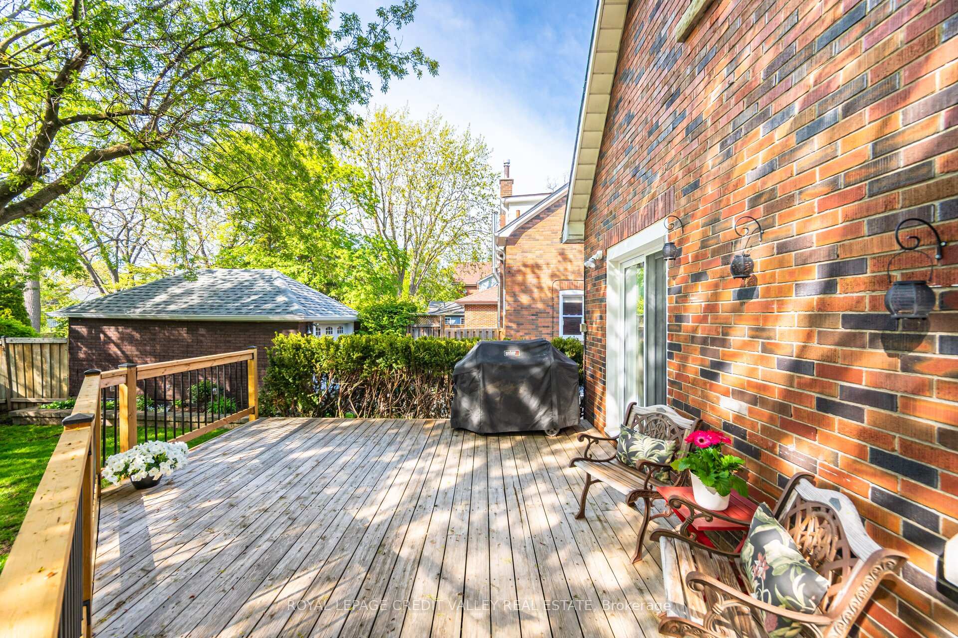 Photo 42 of 20 Fleming Avenue, Brampton, Downtown Brampton — HOMEH