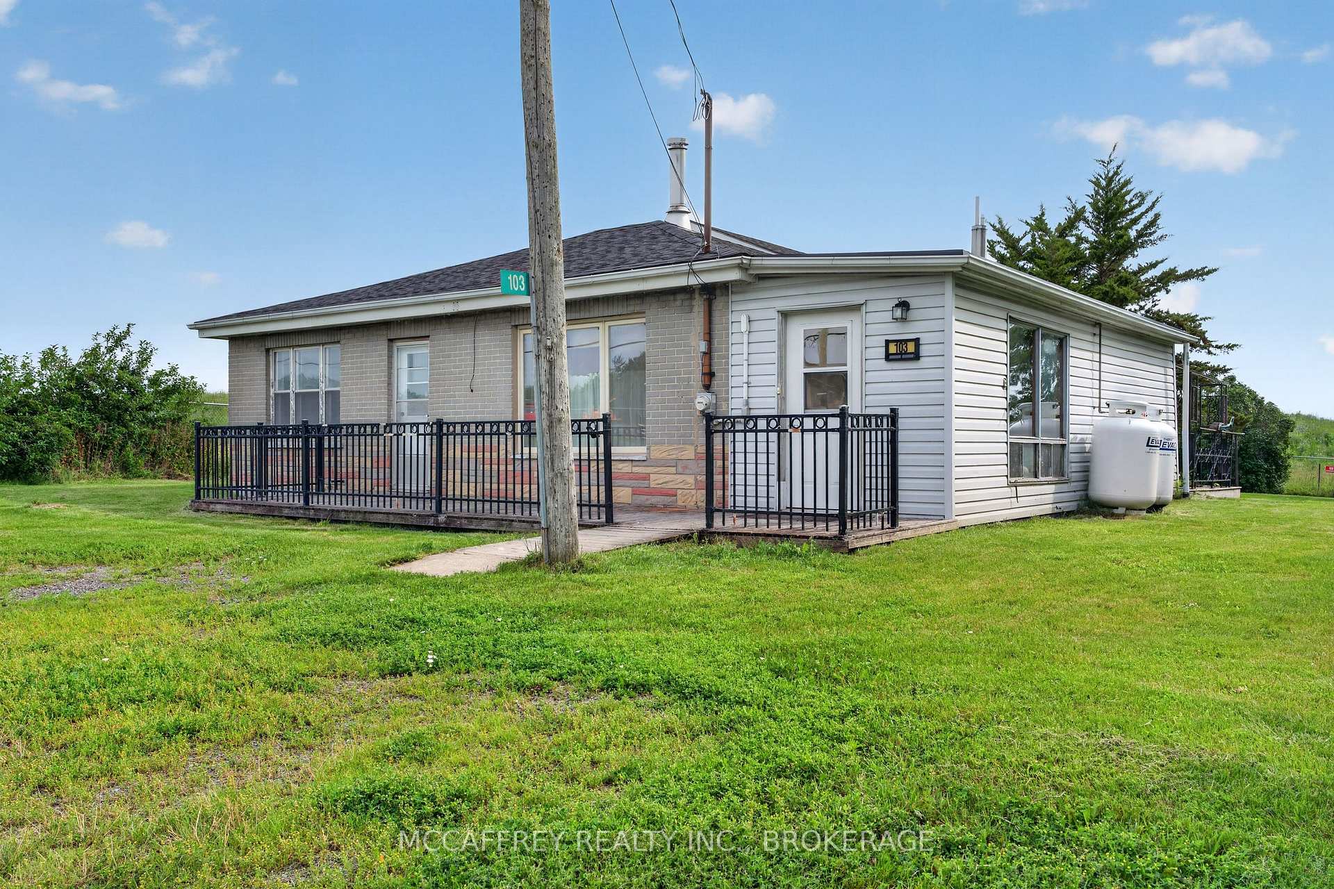 Photo 2 of 103 County Road 4, Loyalist, Bath — HOMEH