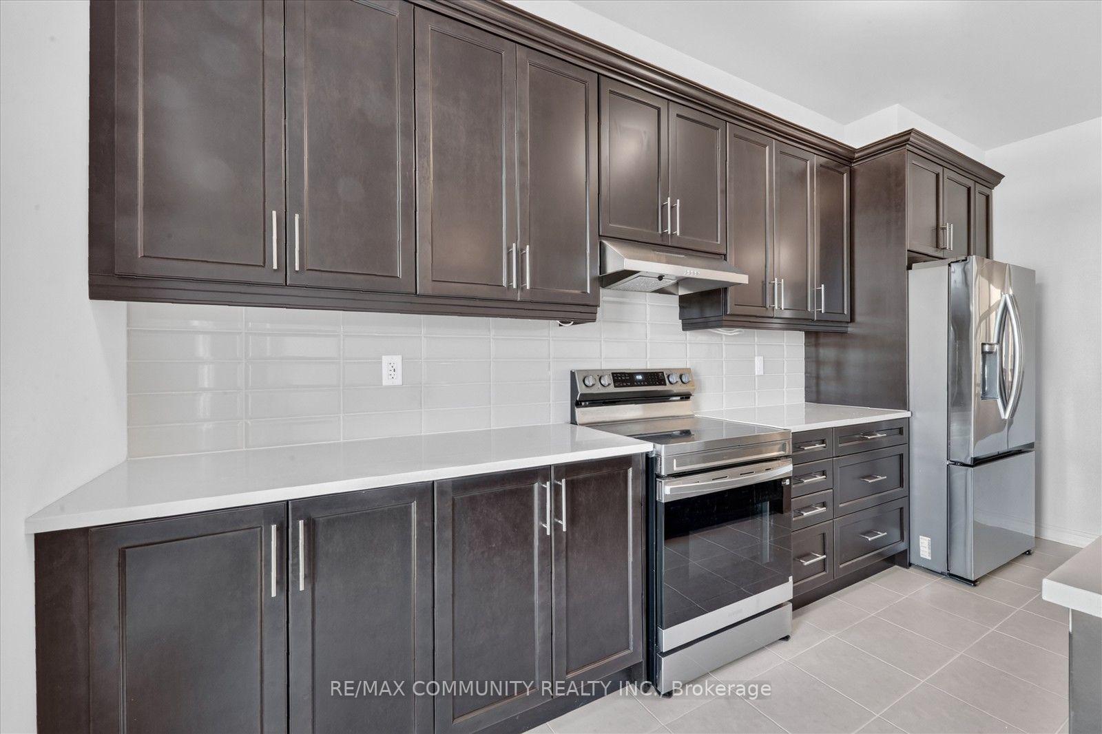 Photo 11 of 3423 Deepglade Path, Pickering, Rural Pickering — HOMEH