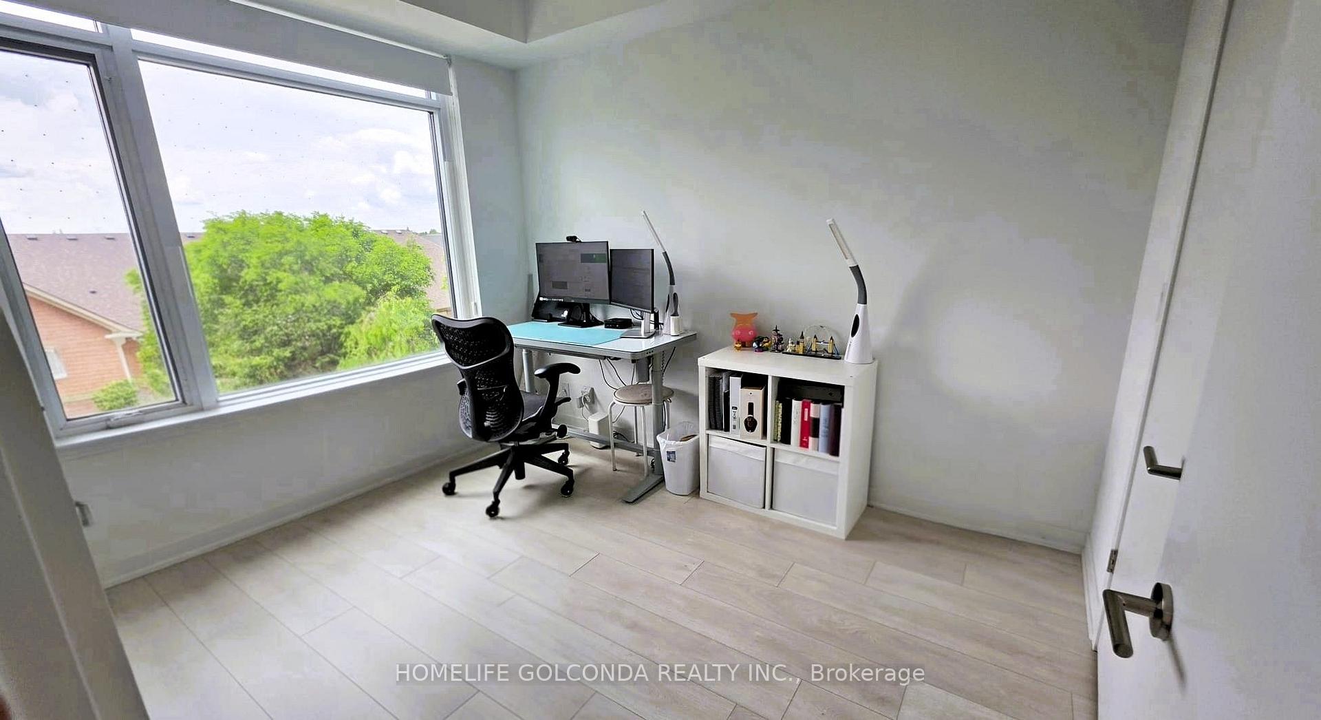 Photo 8 of Unit 428, 8 Beverley Glen Boulevard, Vaughan, Beverley Glen — HOMEH