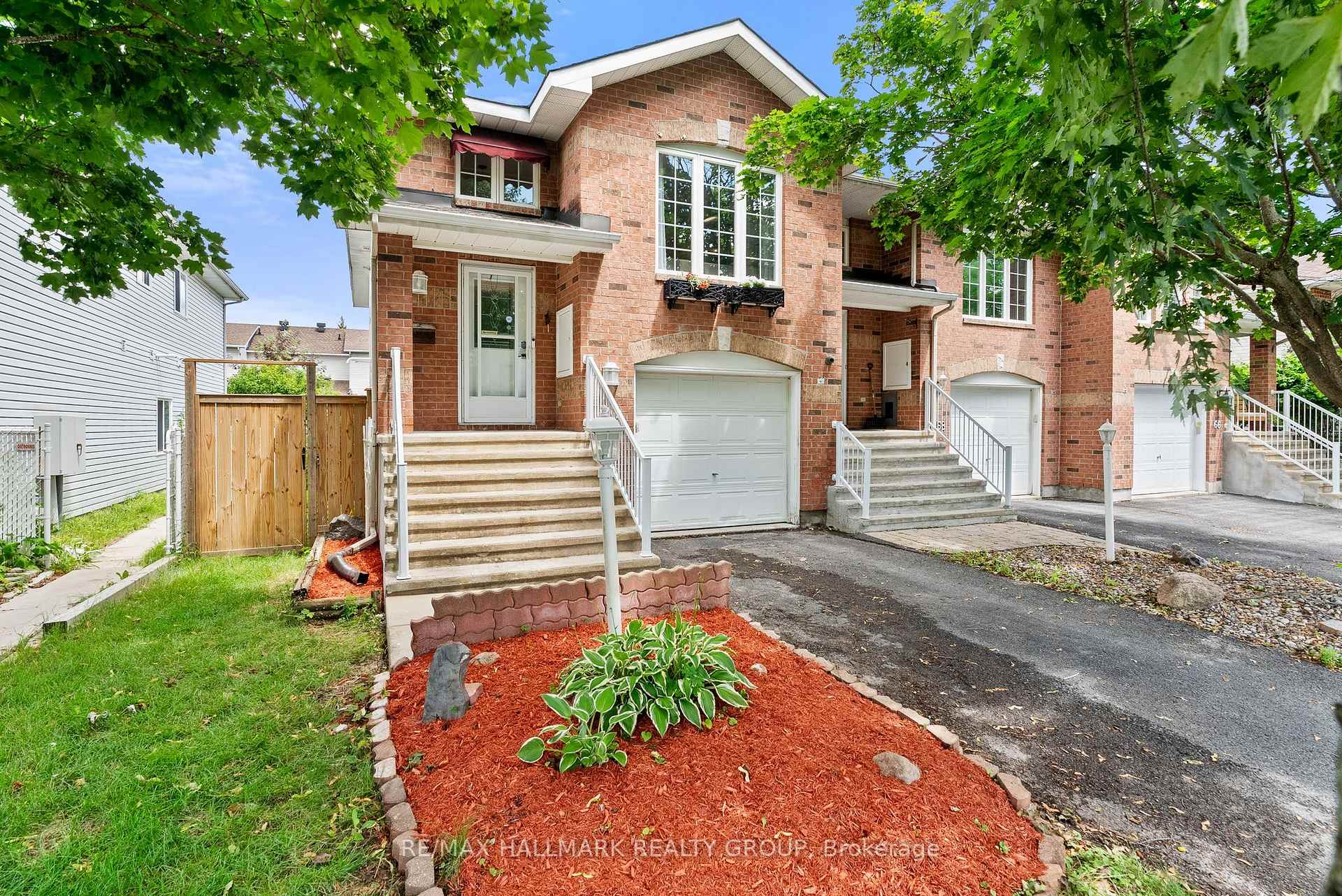 Photo 1 of 70 Whalings Circle, Ottawa, Stittsville (Central) — HOMEH