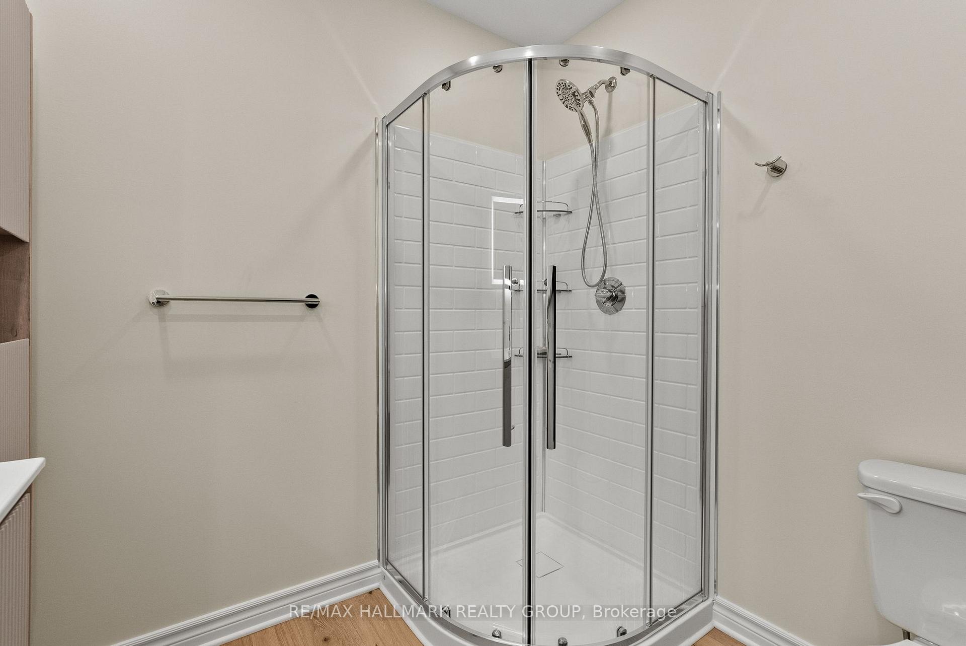 Photo 25 of 70 Whalings Circle, Ottawa, Stittsville (Central) — HOMEH