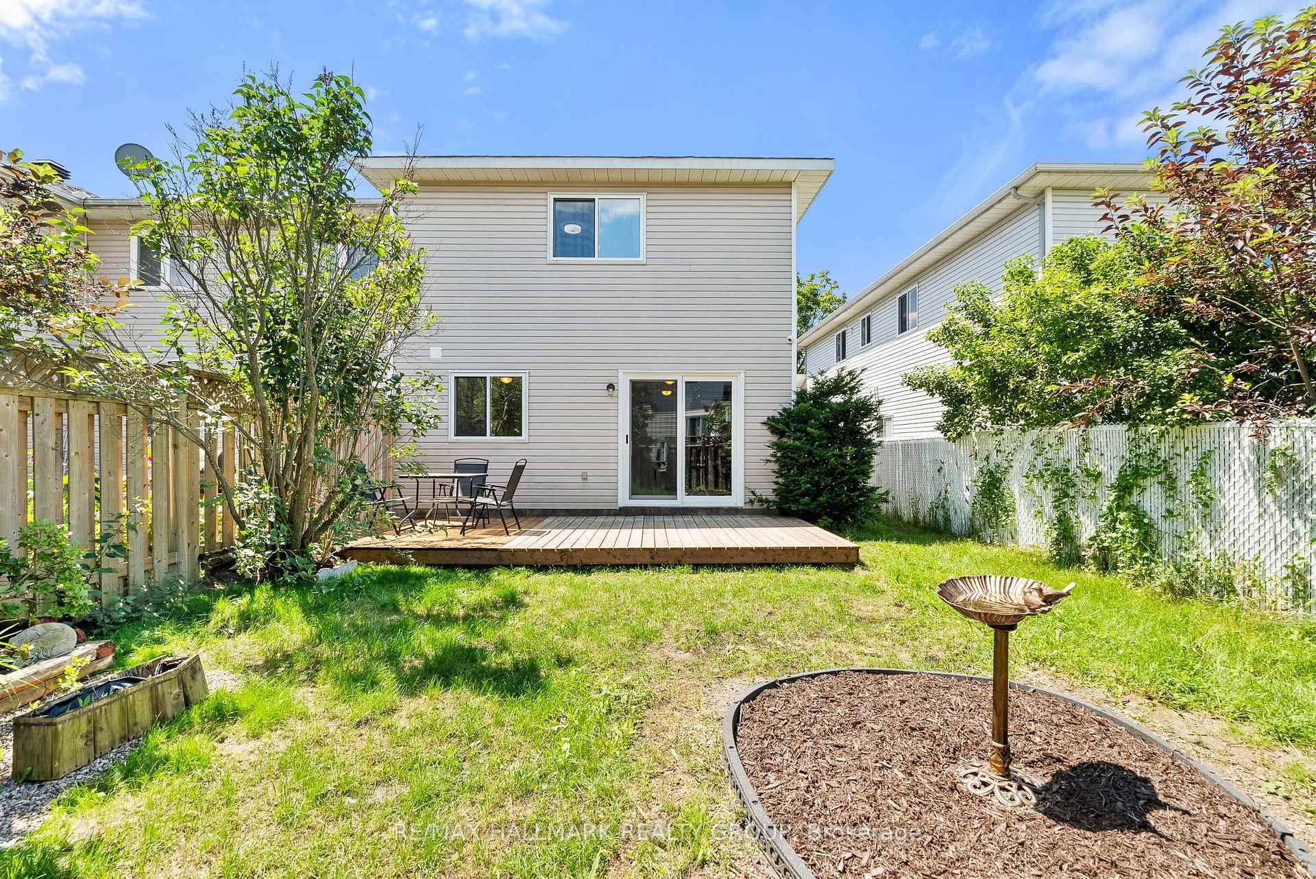 Photo 26 of 70 Whalings Circle, Ottawa, Stittsville (Central) — HOMEH