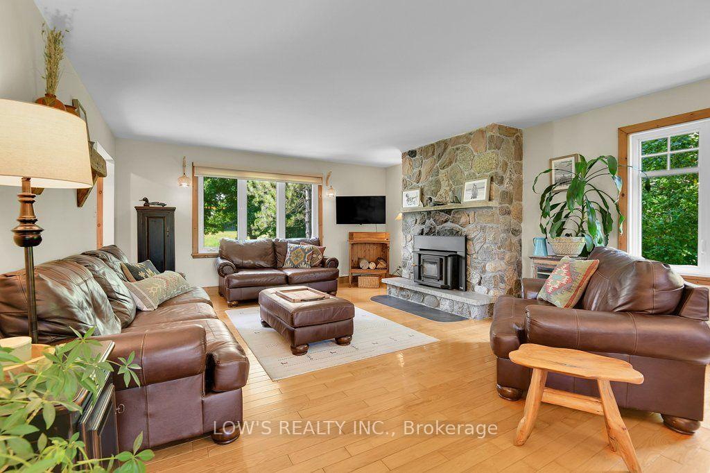Photo 8 of 505 Greenlane Road E, Champlain, Champlain Twp — HOMEH