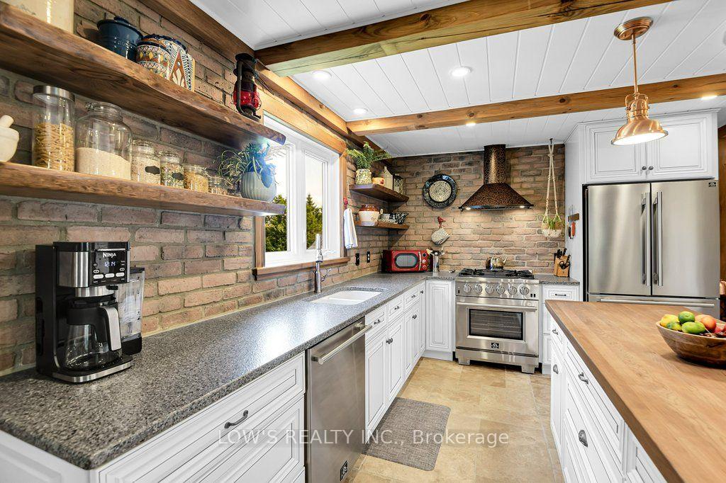 Photo 14 of 505 Greenlane Road E, Champlain, Champlain Twp — HOMEH