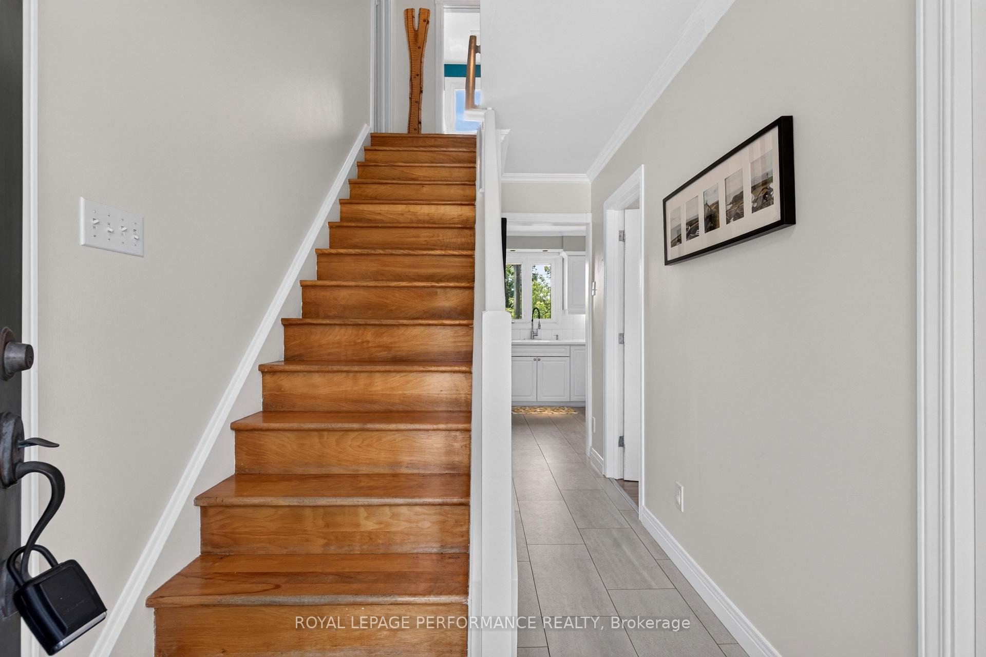 Photo 3 of 1808 Russell Road, Ottawa, Elmvale Acres — HOMEH