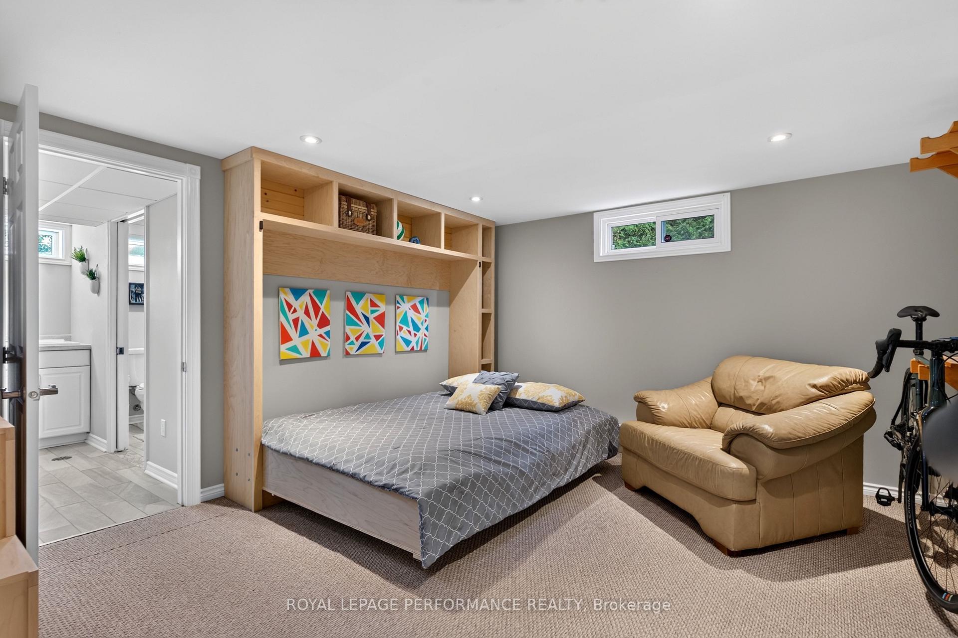 Photo 25 of 1808 Russell Road, Ottawa, Elmvale Acres — HOMEH