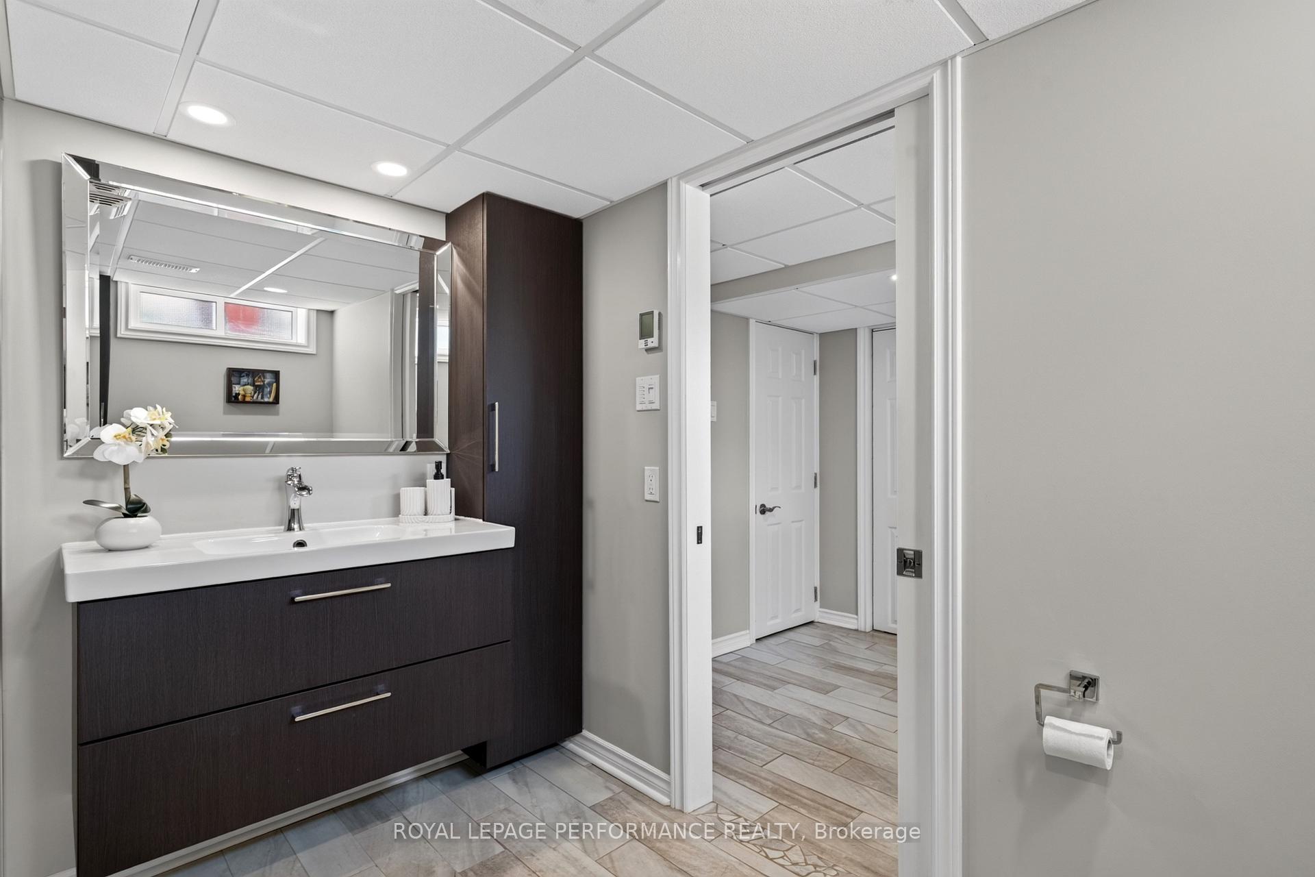 Photo 31 of 1808 Russell Road, Ottawa, Elmvale Acres — HOMEH