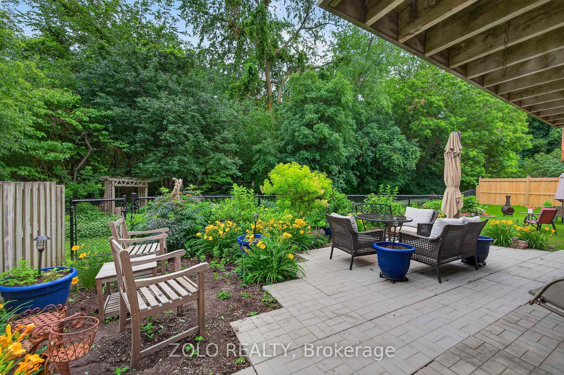 Photo 3 of 17 Pinellas Drive, Brampton, Heart Lake East — HOMEH
