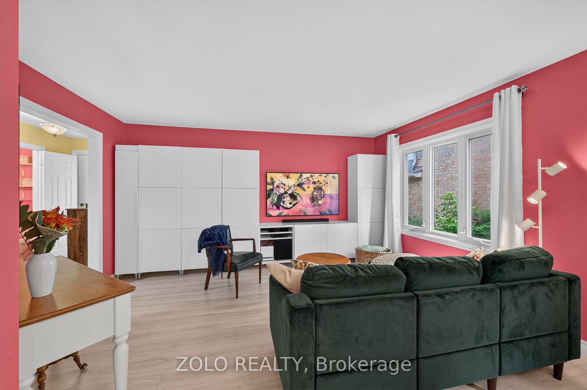 Photo 11 of 17 Pinellas Drive, Brampton, Heart Lake East — HOMEH