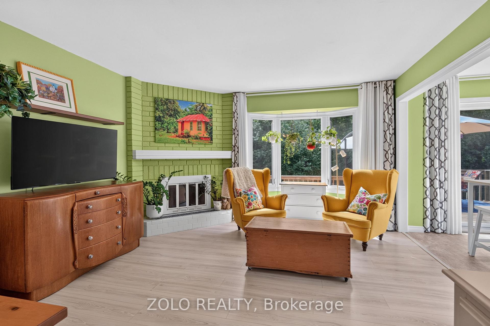 Photo 16 of 17 Pinellas Drive, Brampton, Heart Lake East — HOMEH