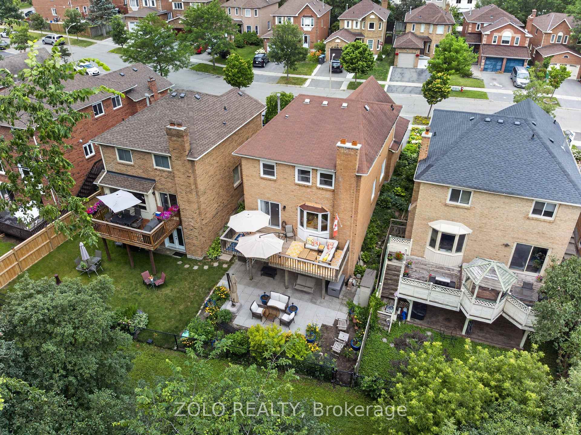 Photo 37 of 17 Pinellas Drive, Brampton, Heart Lake East — HOMEH