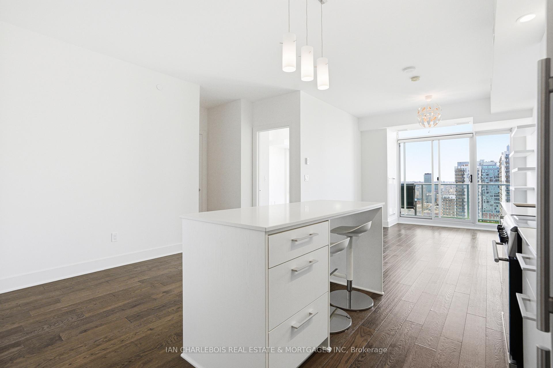 Photo 7 of Unit 1701, 255 Bay Street, Ottawa, Ottawa Centre — HOMEH