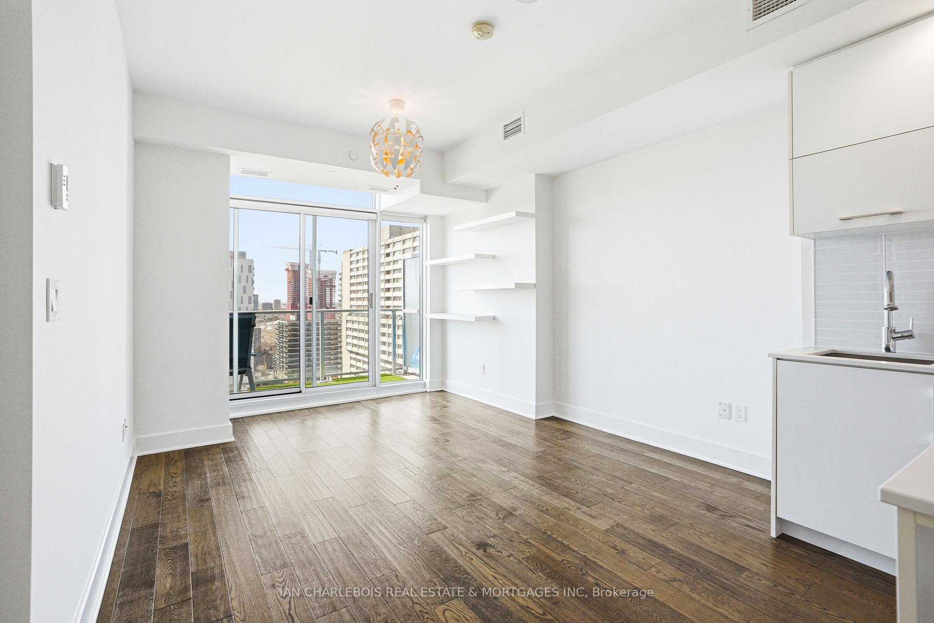 Photo 13 of Unit 1701, 255 Bay Street, Ottawa, Ottawa Centre — HOMEH