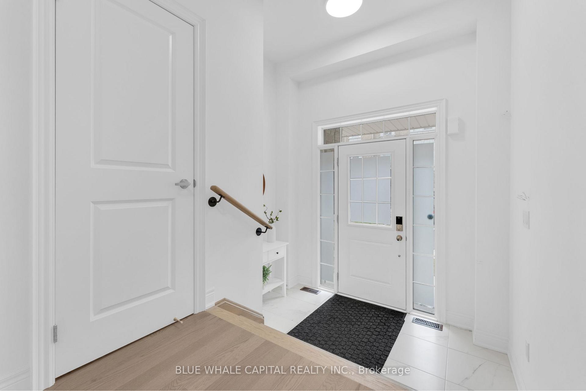 Photo 3 of 19 Andress Way, Markham, Cedarwood — HOMEH