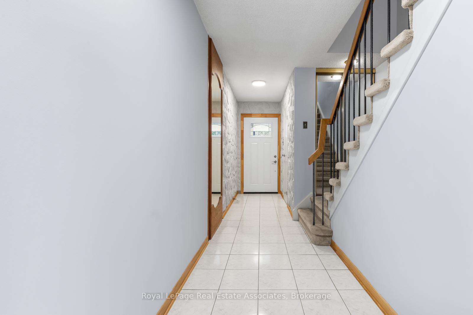 Photo 3 of Unit 79, 1951 Rathburn Road E, Mississauga, Rathwood — HOMEH