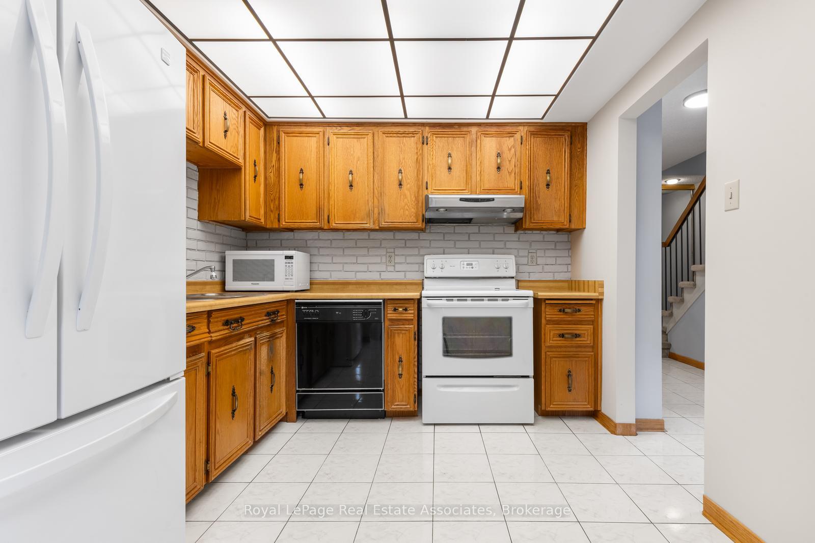 Photo 10 of Unit 79, 1951 Rathburn Road E, Mississauga, Rathwood — HOMEH