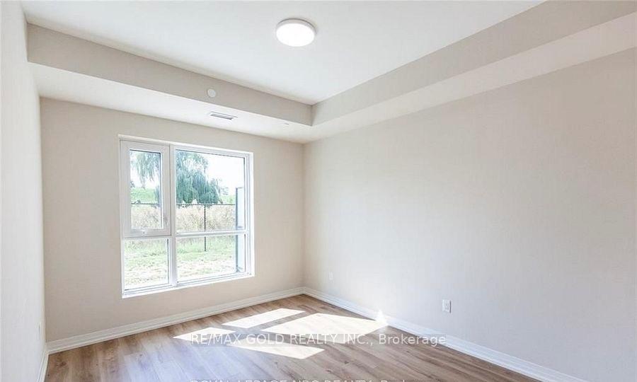 Photo 20 of 50 Herrick Avenue, St. Catharines, Oakdale — HOMEH