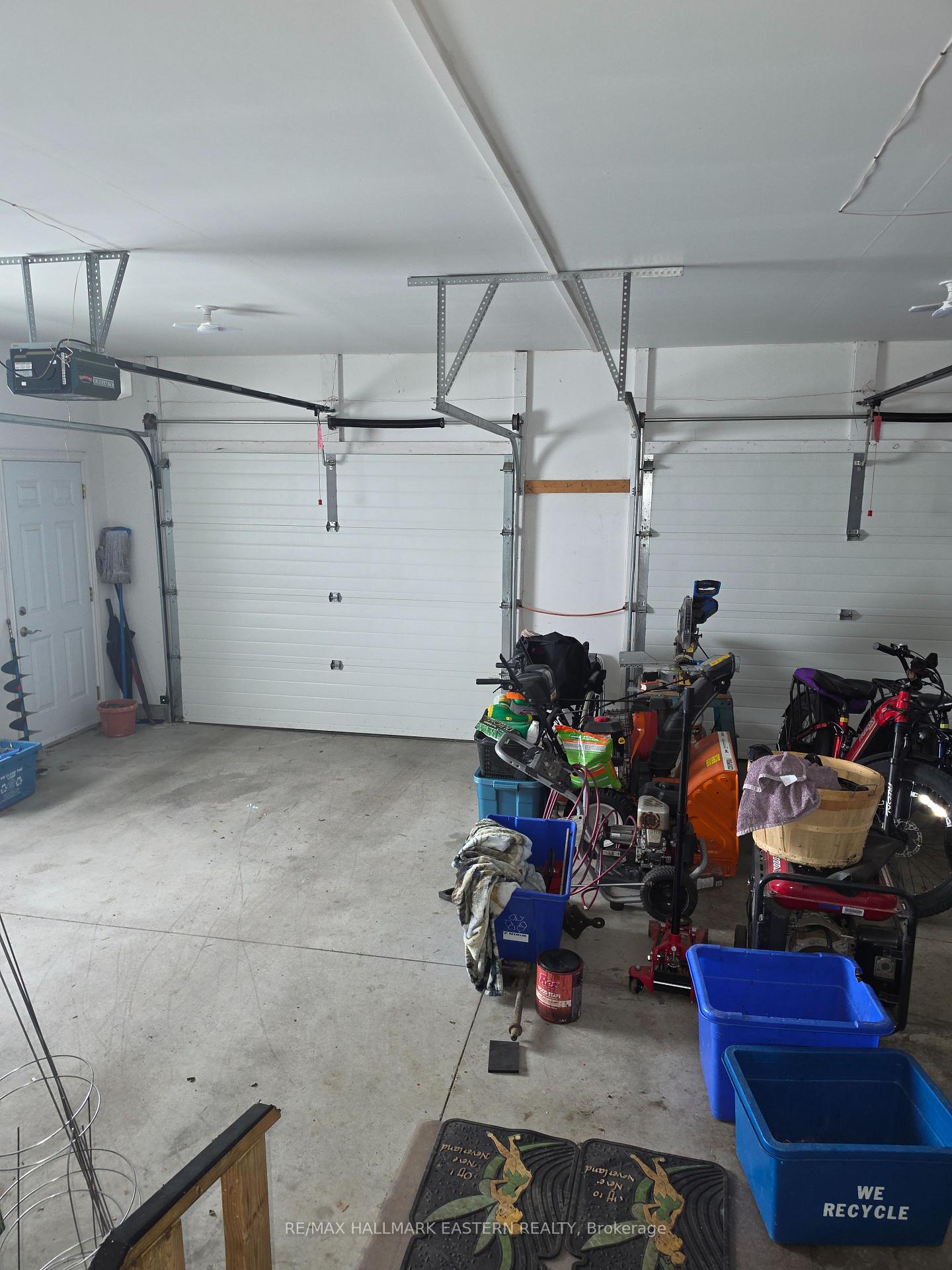 Photo 11 of 990 Silverdale Road, Peterborough, Otonabee Ward 1 — HOMEH