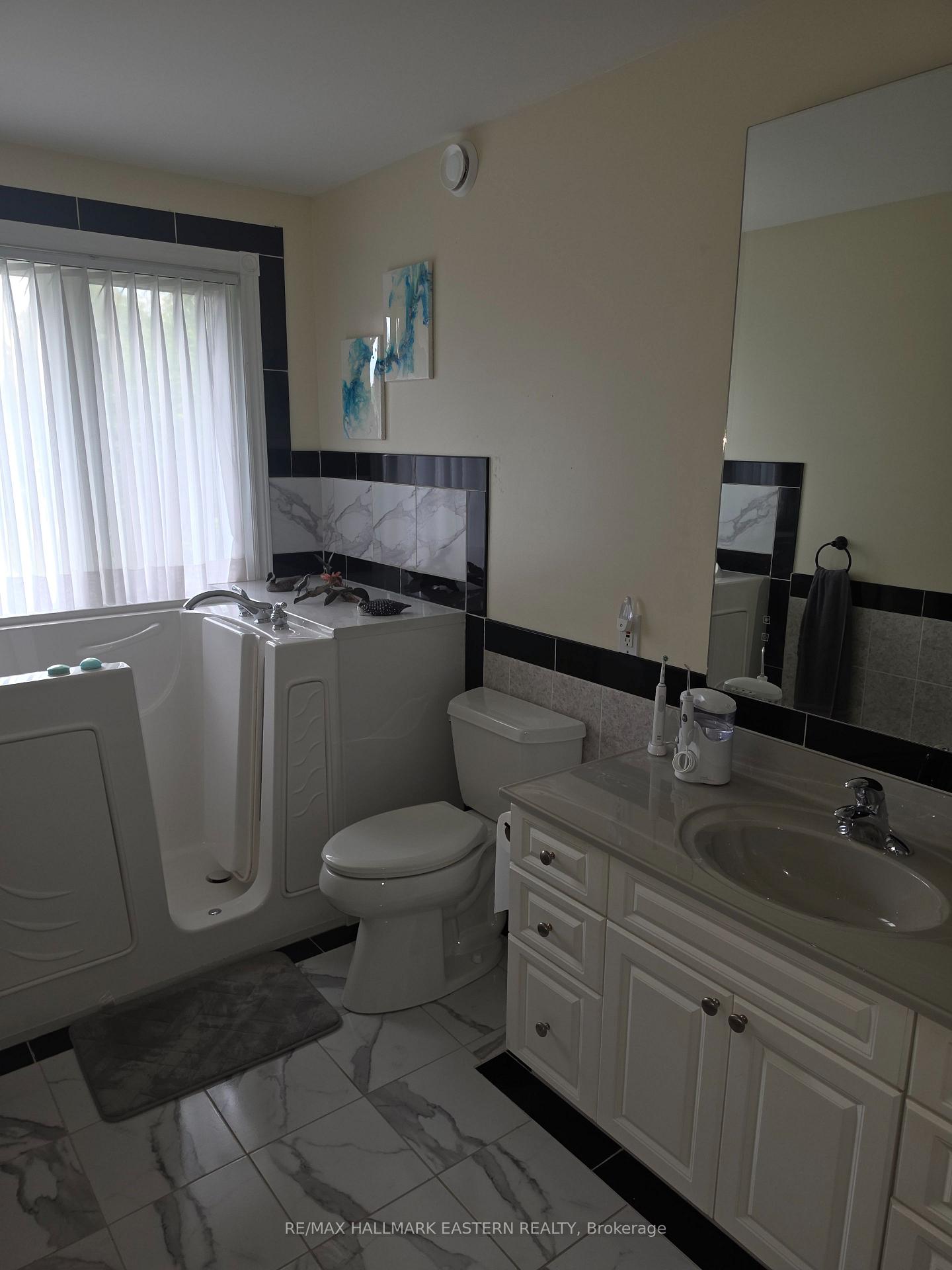 Photo 15 of 990 Silverdale Road, Peterborough, Otonabee Ward 1 — HOMEH