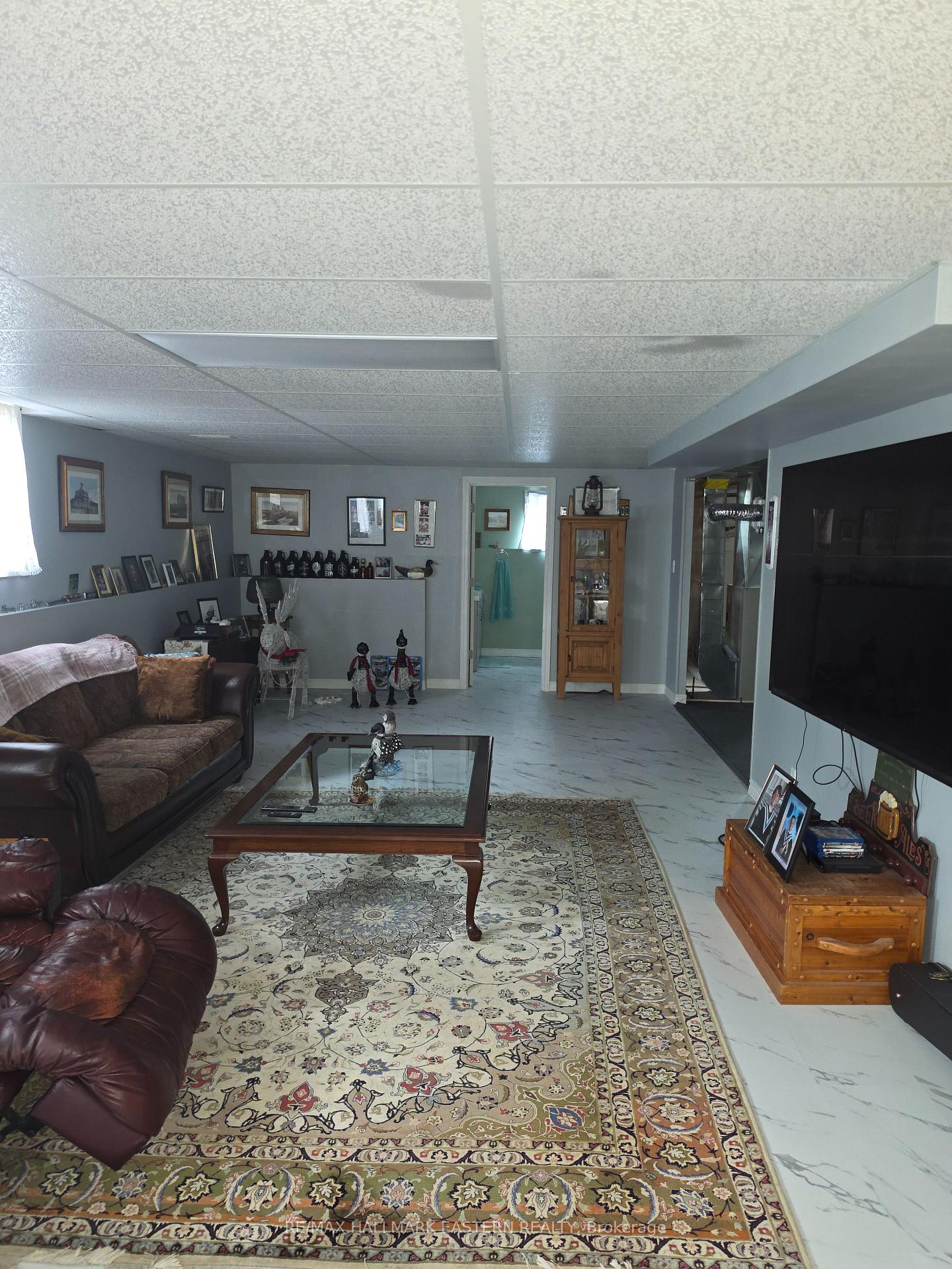 Photo 17 of 990 Silverdale Road, Peterborough, Otonabee Ward 1 — HOMEH