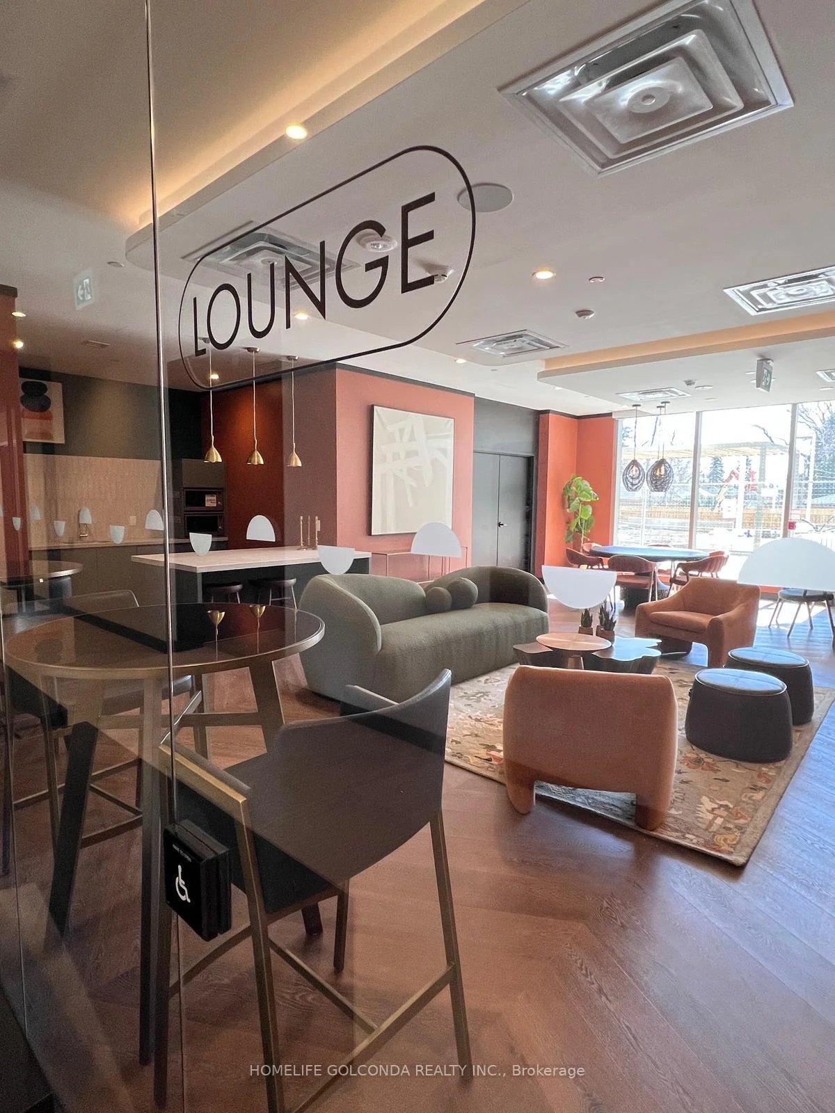 Photo 3 of Unit 506, 689 The Queensway Way, Etobicoke, Stonegate-Queensway — HOMEH