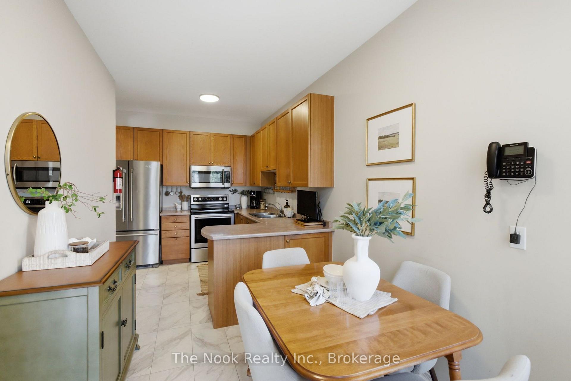 Photo 15 of 1120 Timberland Crescent, Oshawa, Pinecrest — HOMEH