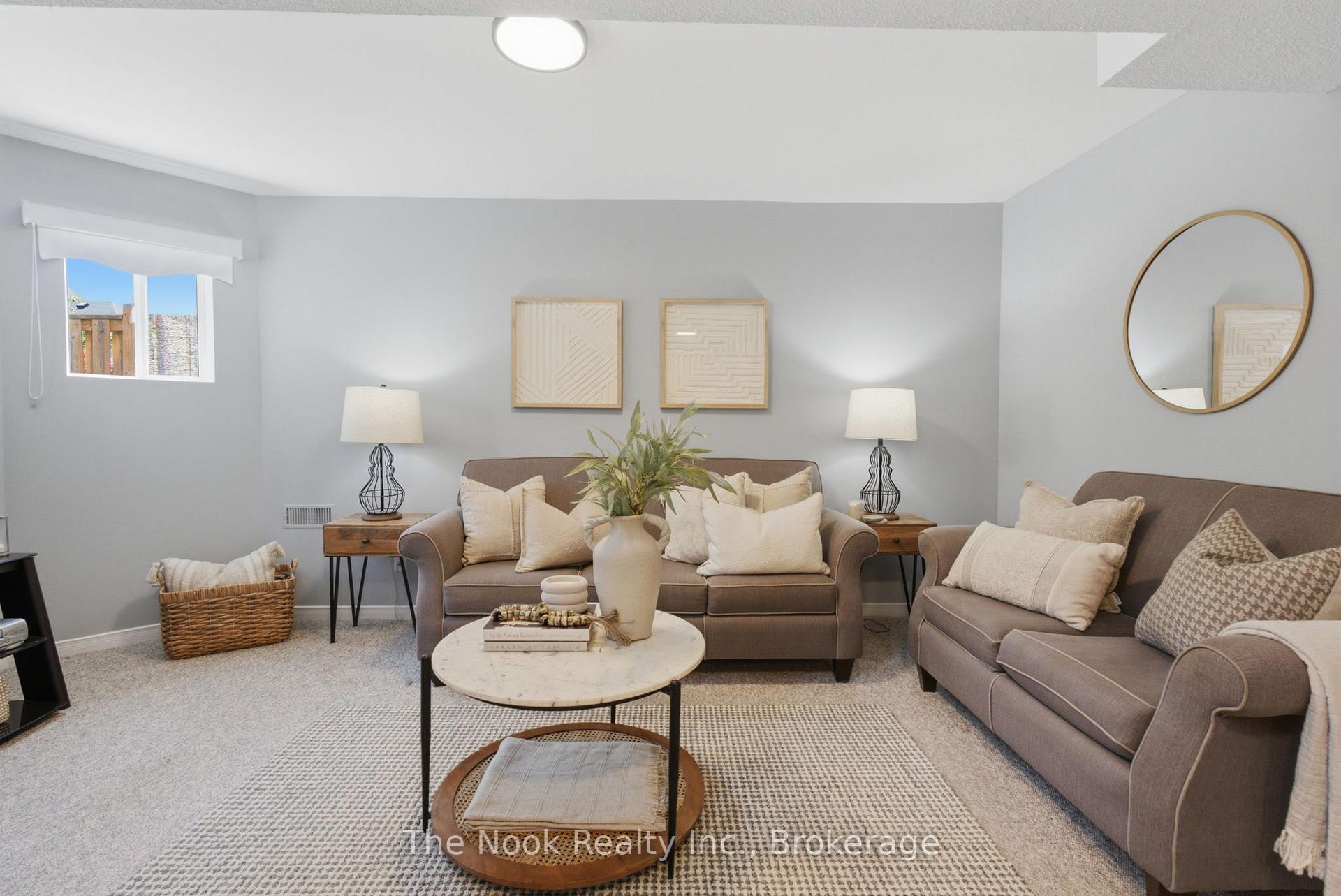 Photo 33 of 1120 Timberland Crescent, Oshawa, Pinecrest — HOMEH
