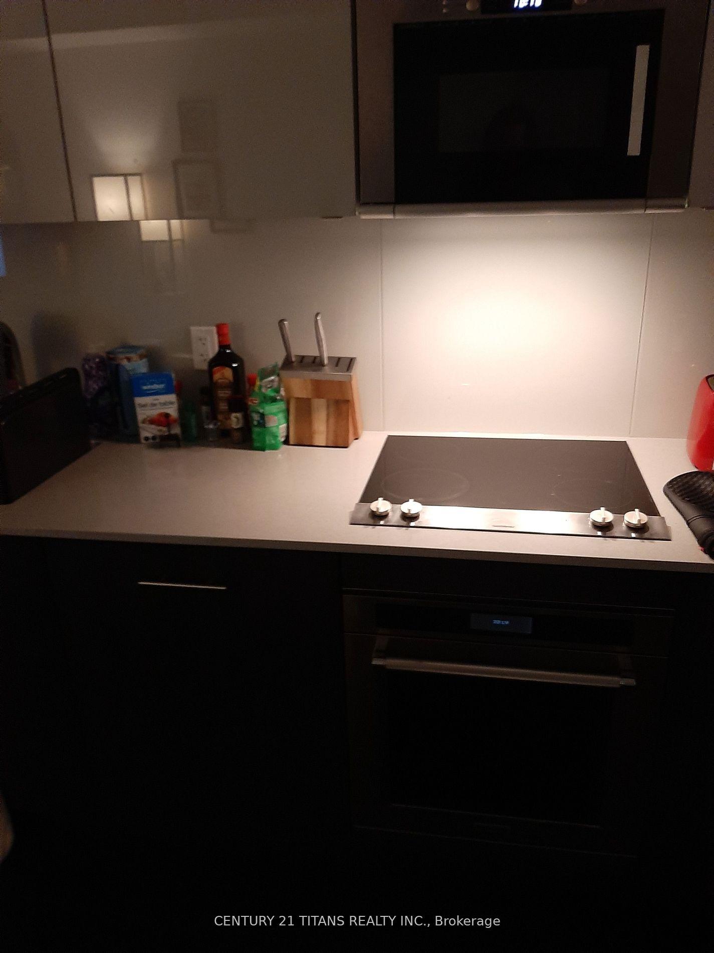 Photo 8 of Unit 616, 330 Richmond Street W, Toronto, Waterfront Communities — HOMEH