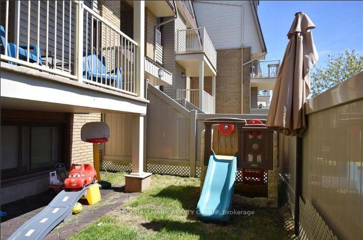 Photo 11 of Unit 1, 14 Sweetbriar Circle, Ottawa, Barrhaven - Pheasant Run — HOMEH