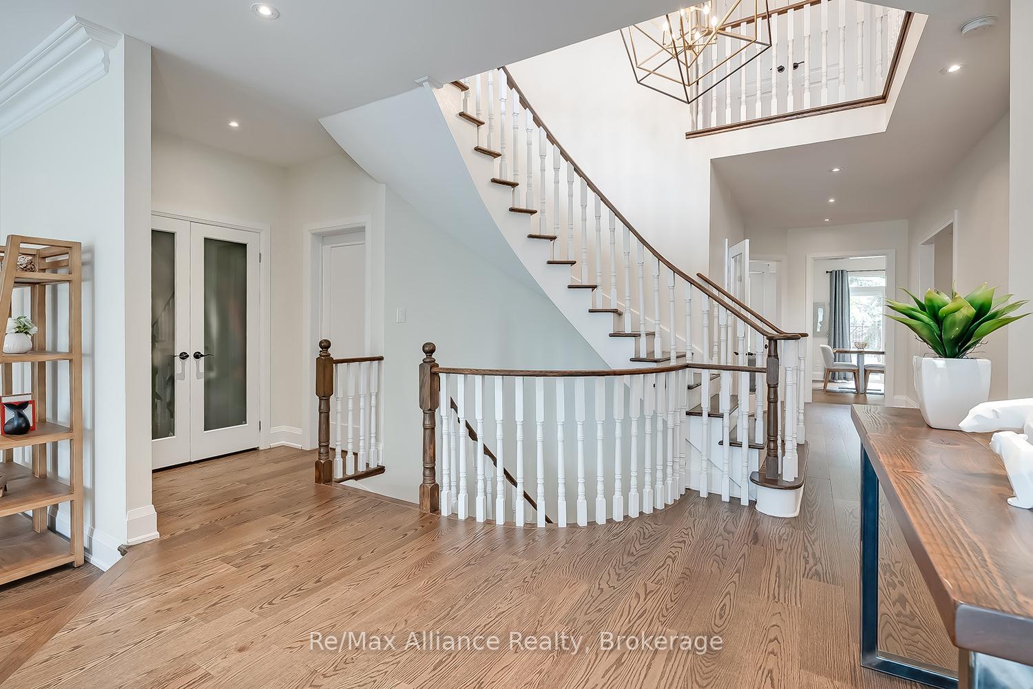 Photo 6 of 2182 Galloway Drive, Oakville, Joshua Creek — HOMEH