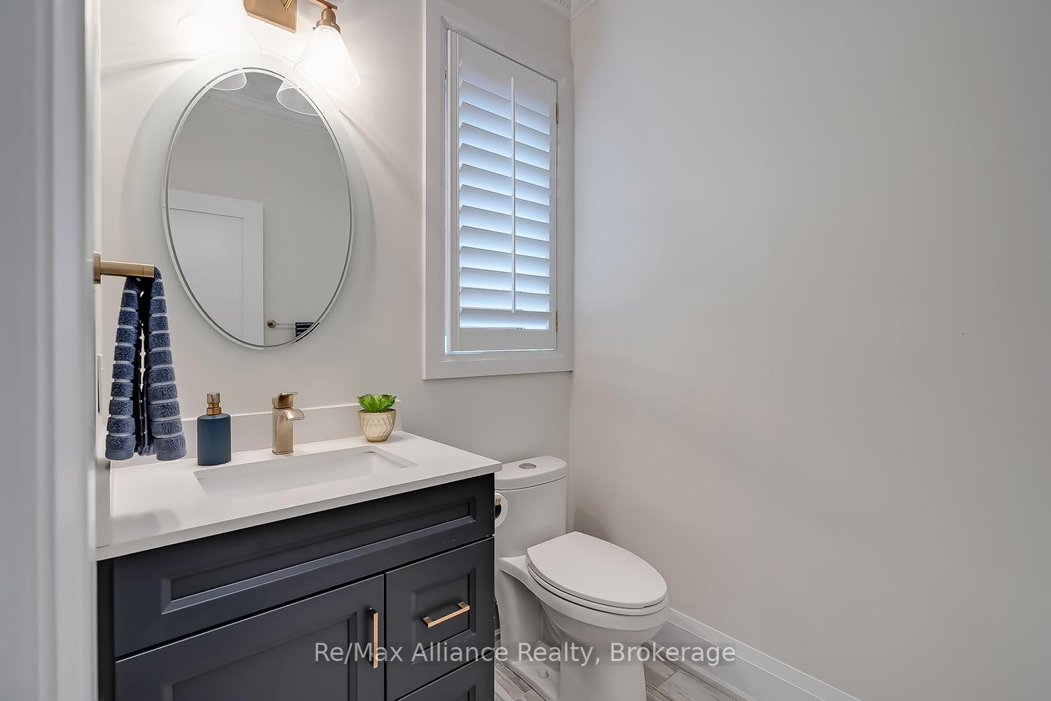 Photo 7 of 2182 Galloway Drive, Oakville, Joshua Creek — HOMEH