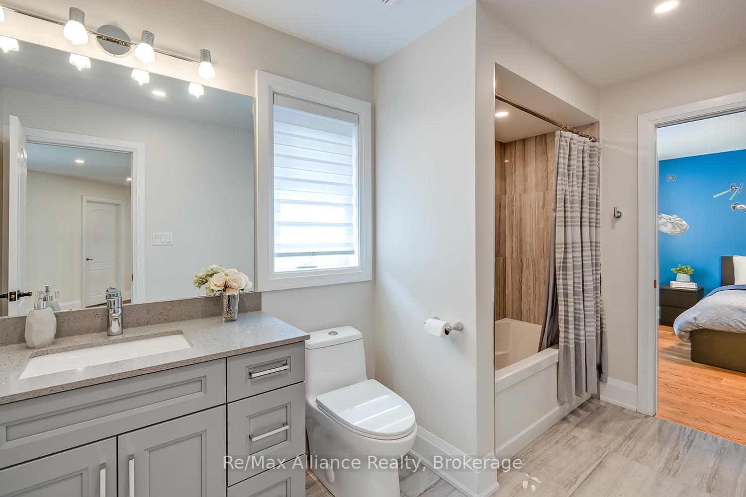 Photo 33 of 2182 Galloway Drive, Oakville, Joshua Creek — HOMEH