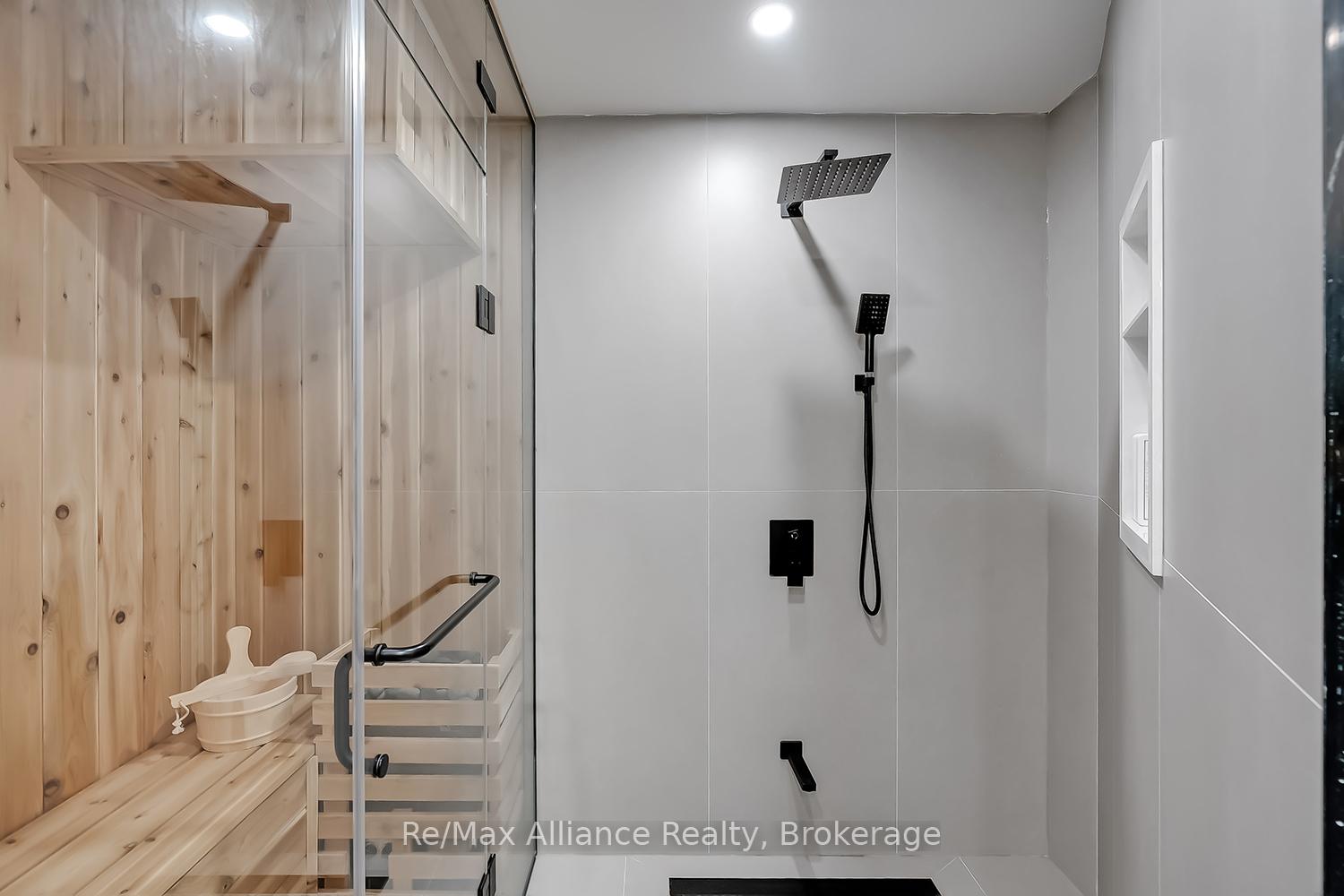 Photo 44 of 2182 Galloway Drive, Oakville, Joshua Creek — HOMEH