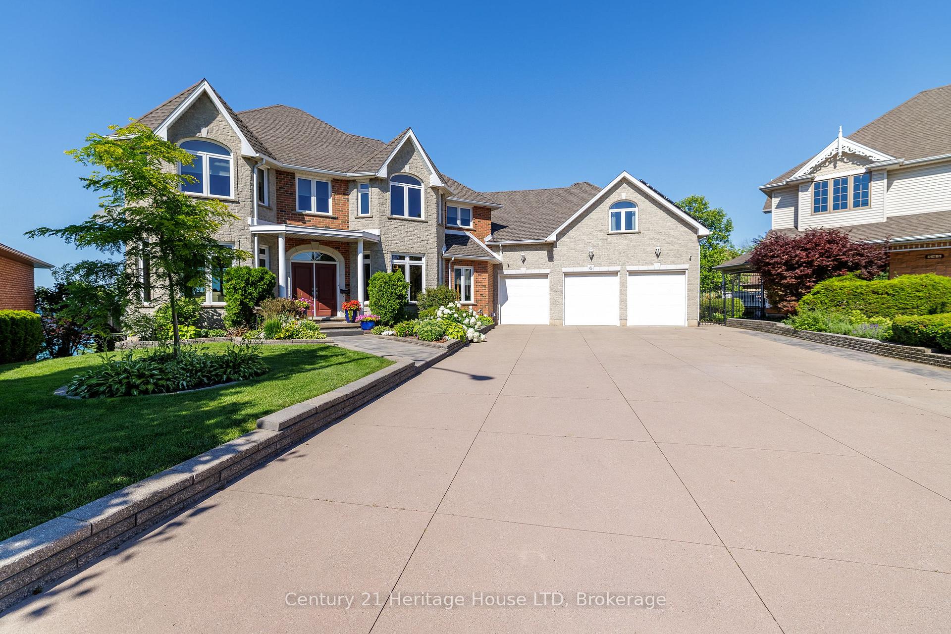 Photo 10 of 6 Jacob's Landing, Grimsby, Grimsby Beach — HOMEH