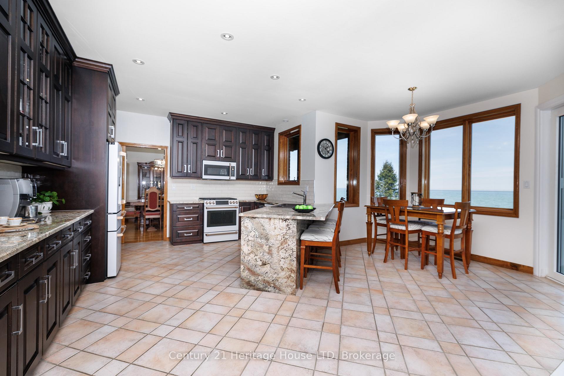Photo 17 of 6 Jacob's Landing, Grimsby, Grimsby Beach — HOMEH