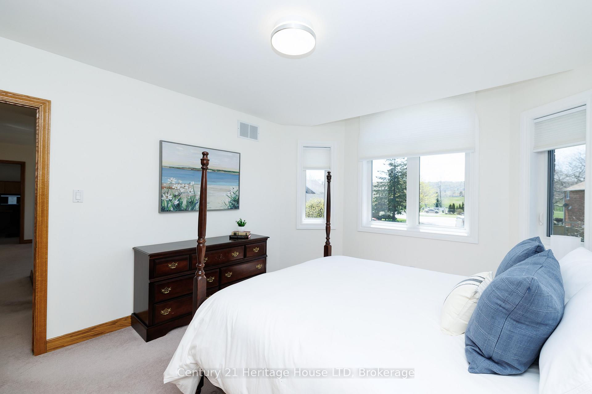Photo 35 of 6 Jacob's Landing, Grimsby, Grimsby Beach — HOMEH