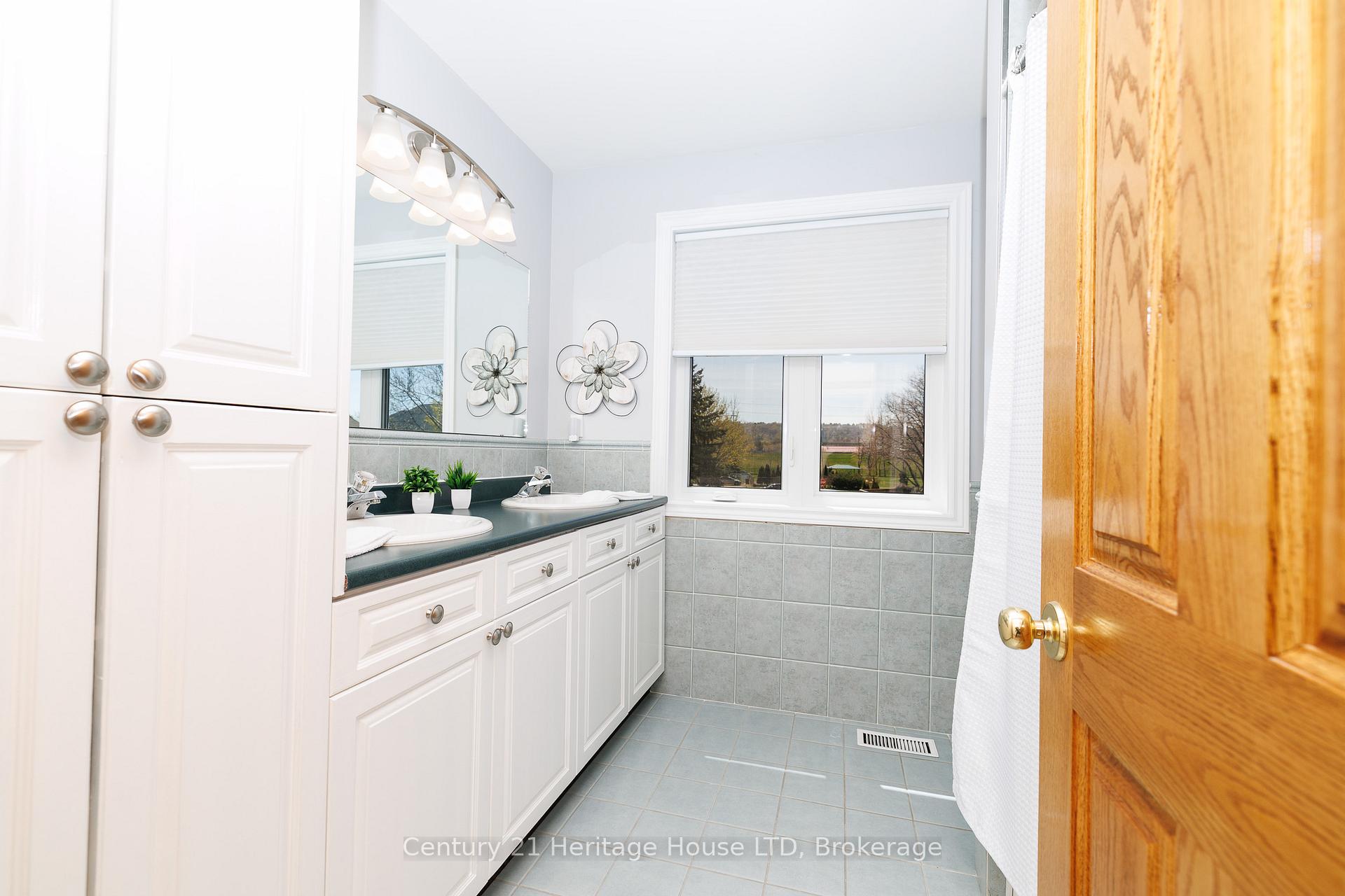 Photo 36 of 6 Jacob's Landing, Grimsby, Grimsby Beach — HOMEH