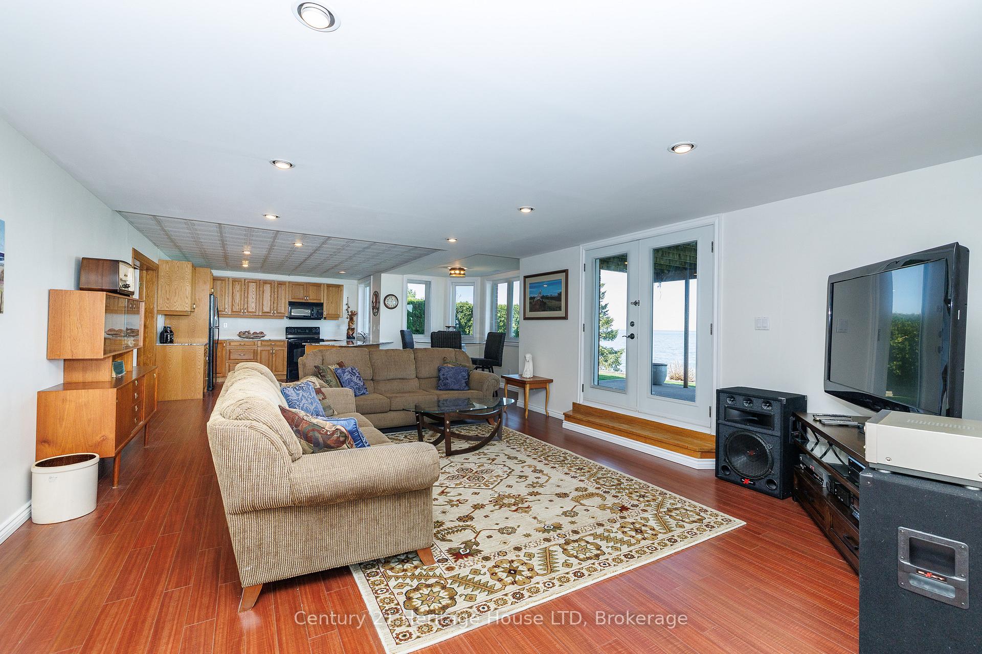 Photo 39 of 6 Jacob's Landing, Grimsby, Grimsby Beach — HOMEH