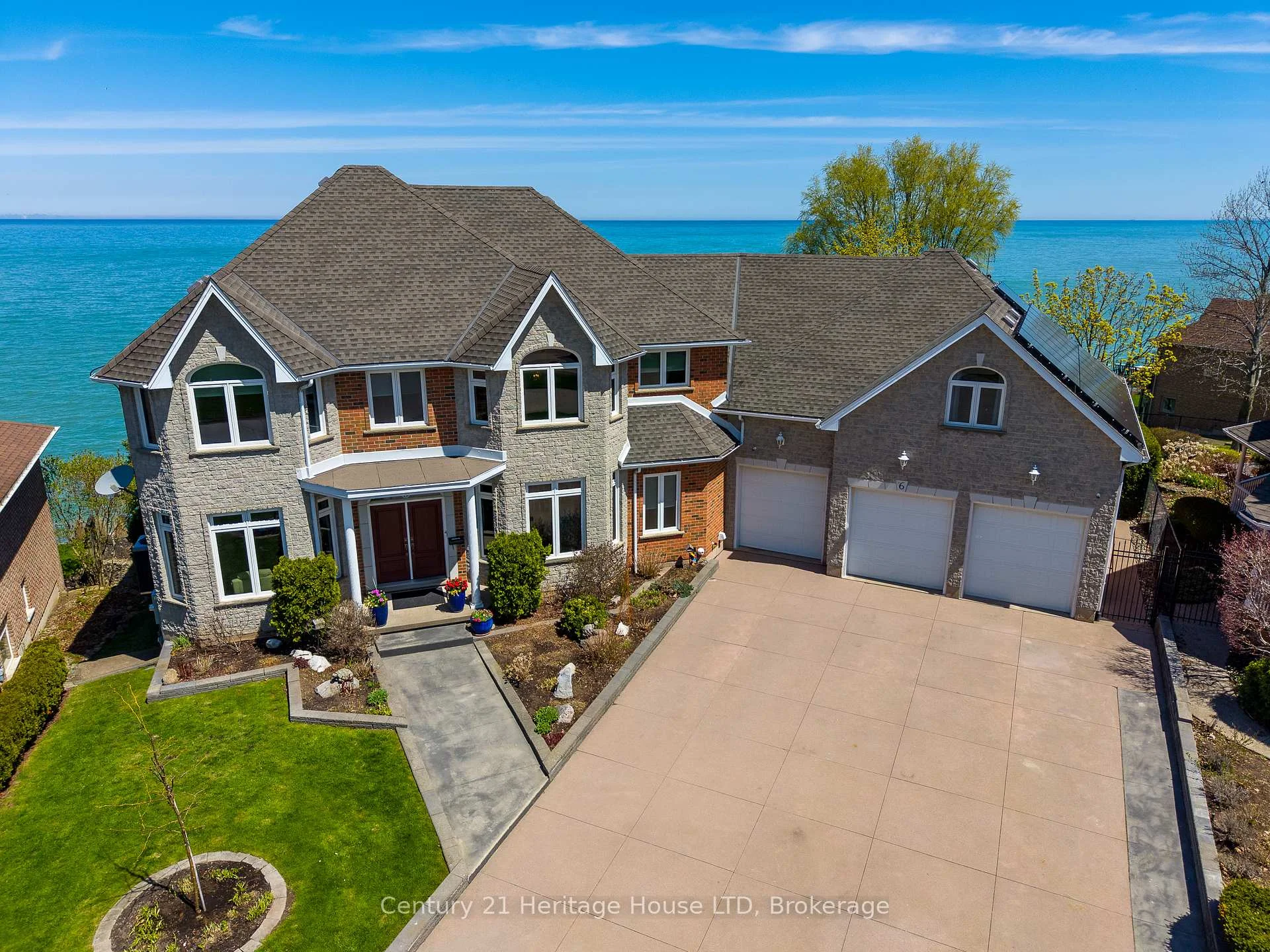 Photo 2 of 6 Jacob's Landing, Grimsby, Grimsby Beach — HOMEH