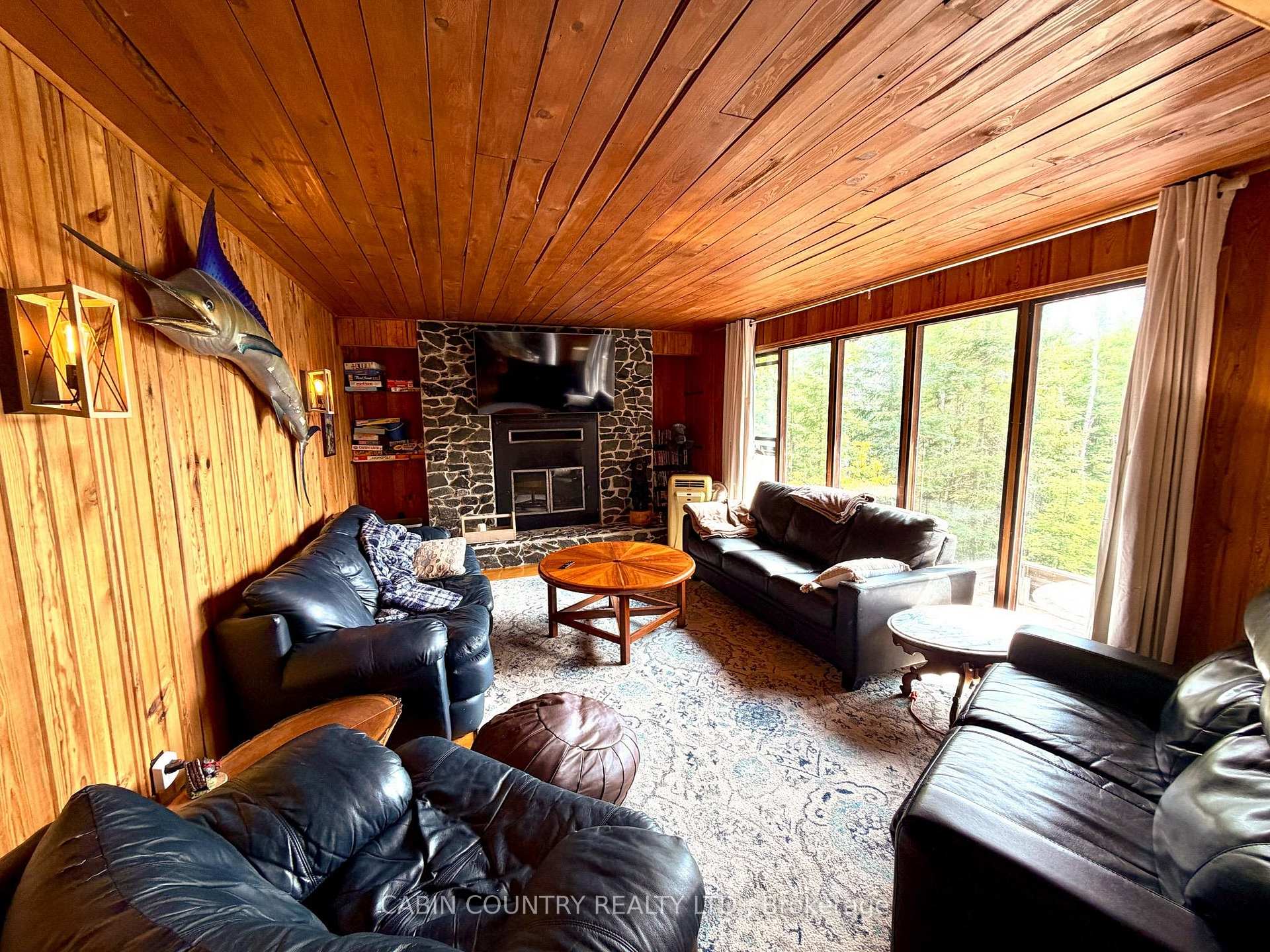 Photo 17 of 909 Austin Lake Road, Kenora, Kenora Northeast — HOMEH