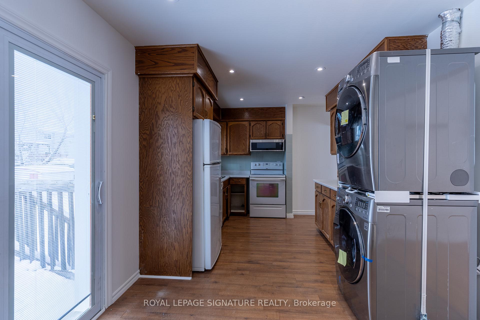 Photo 7 of Unit Main, 1 Eldrid Court, Grimsby, Grimsby Beach — HOMEH
