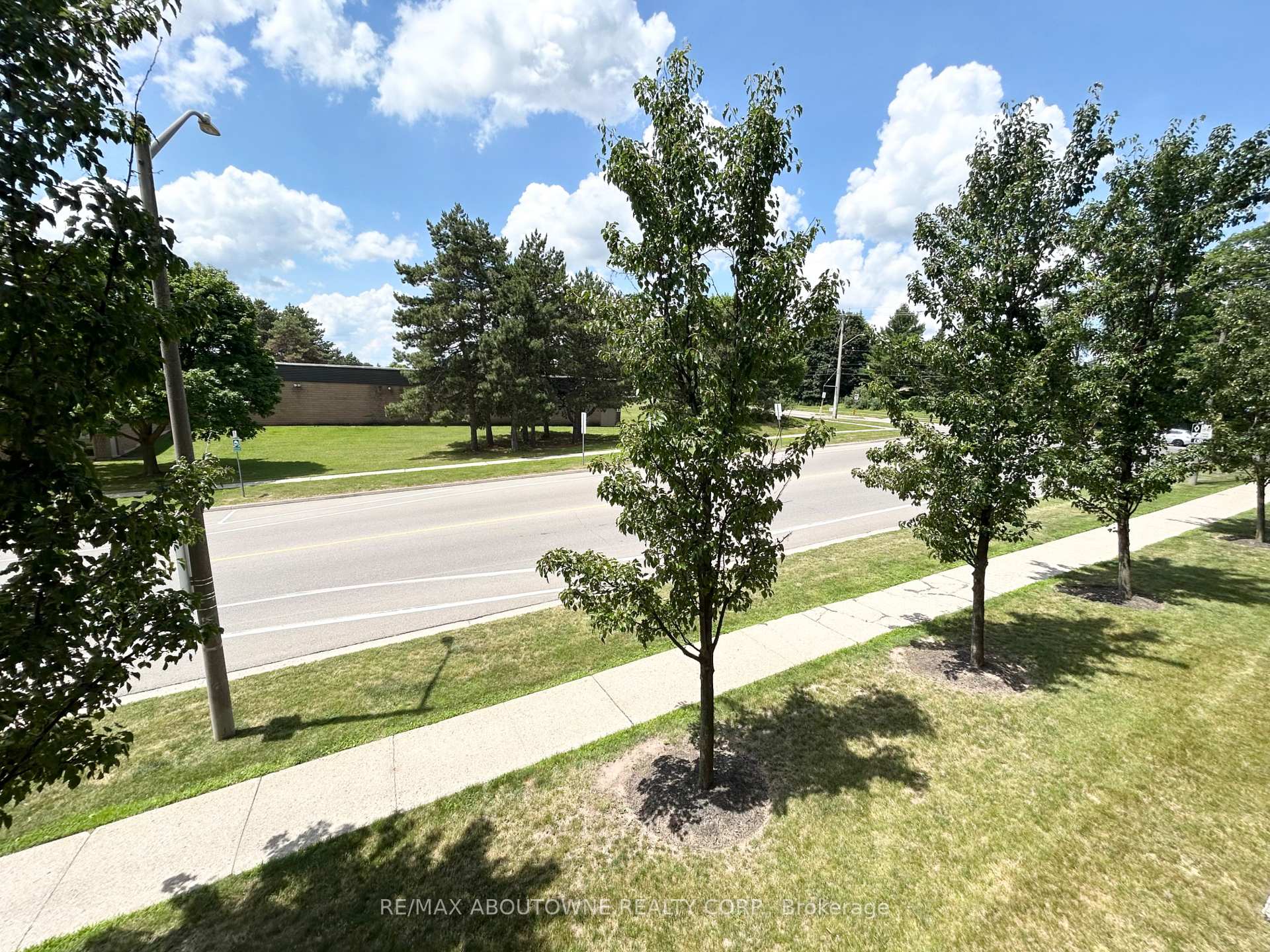 Photo 10 of Unit 203, 5 Rittenhouse Road, Kitchener, Country Hills West — HOMEH