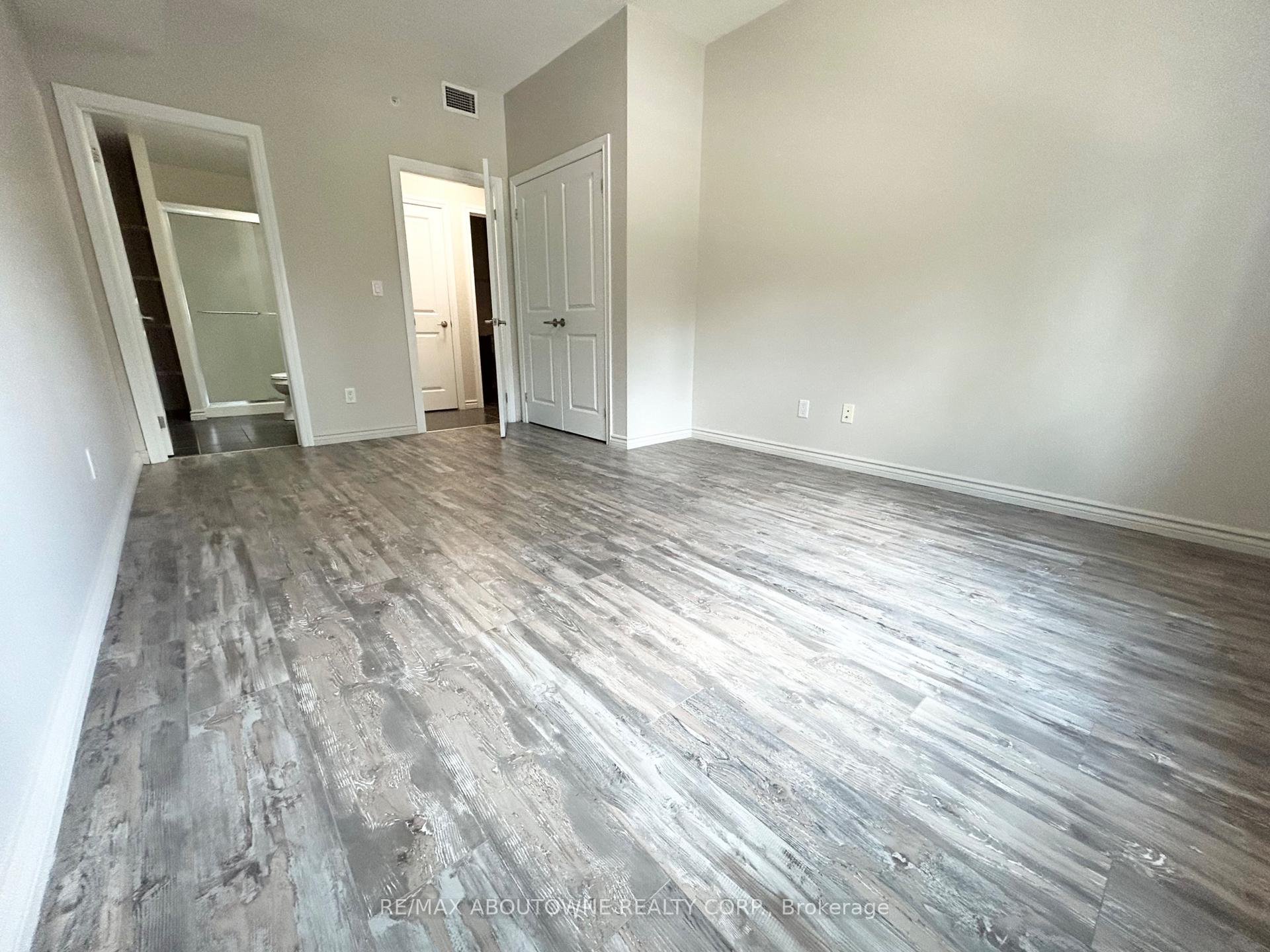 Photo 13 of Unit 203, 5 Rittenhouse Road, Kitchener, Country Hills West — HOMEH