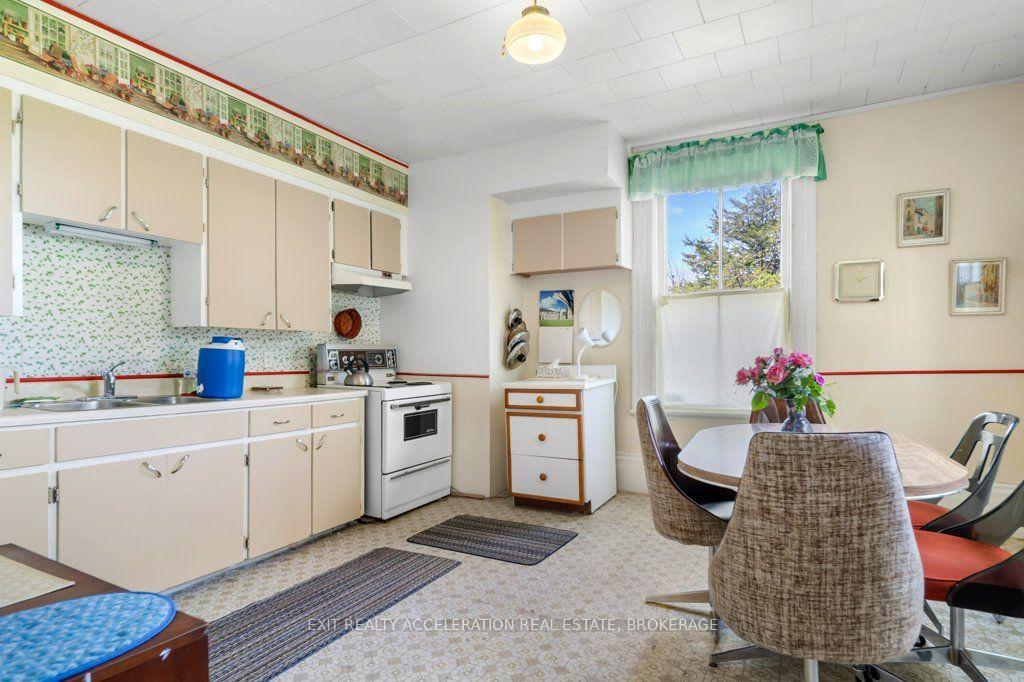 Photo 13 of 38 Fitchett Road, Greater Napanee, Greater Napanee — HOMEH