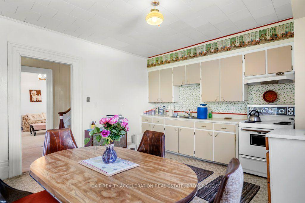 Photo 14 of 38 Fitchett Road, Greater Napanee, Greater Napanee — HOMEH