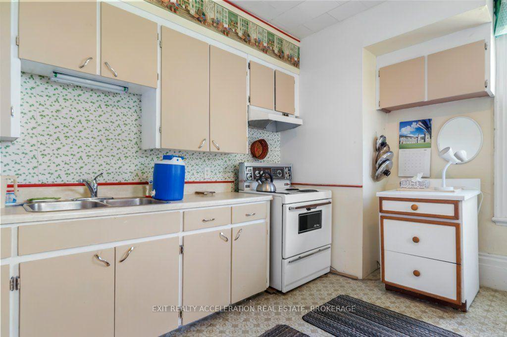 Photo 17 of 38 Fitchett Road, Greater Napanee, Greater Napanee — HOMEH